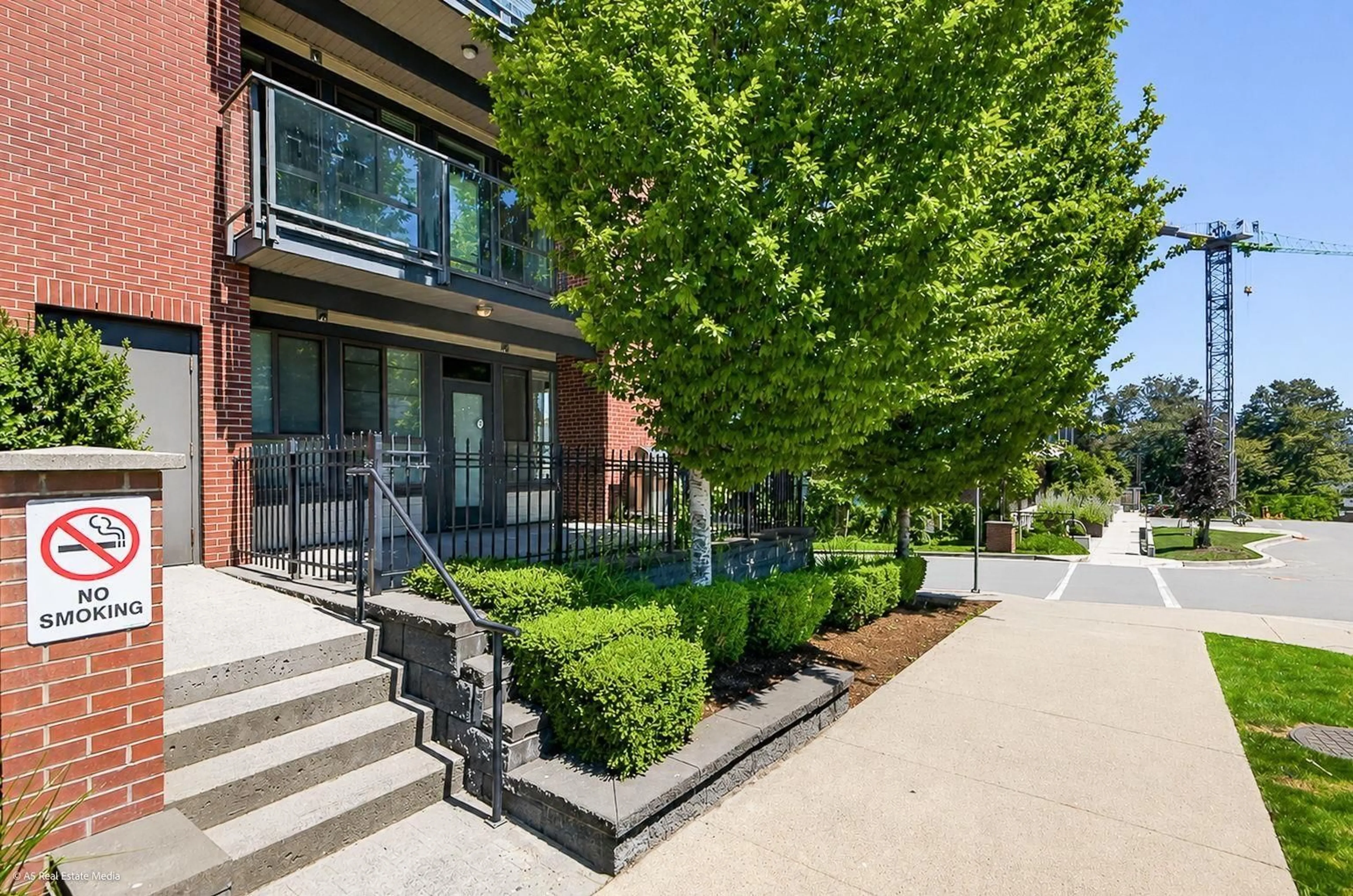 Patio, street for 111 - 3080 GLADWIN ROAD, Abbotsford British Columbia V2T0G3