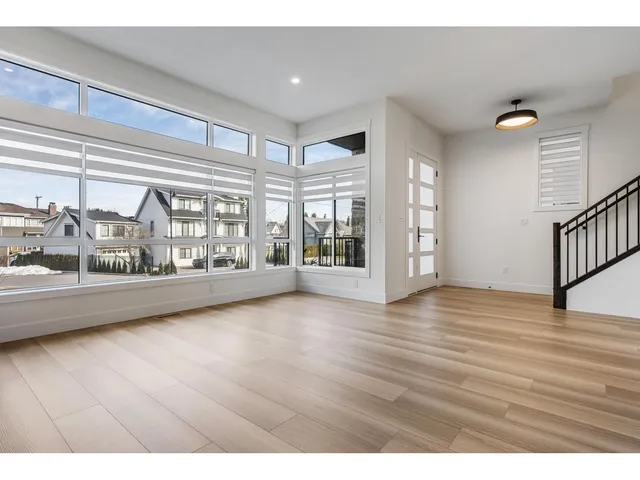 46070 FIRST AVENUE, Chilliwack 3