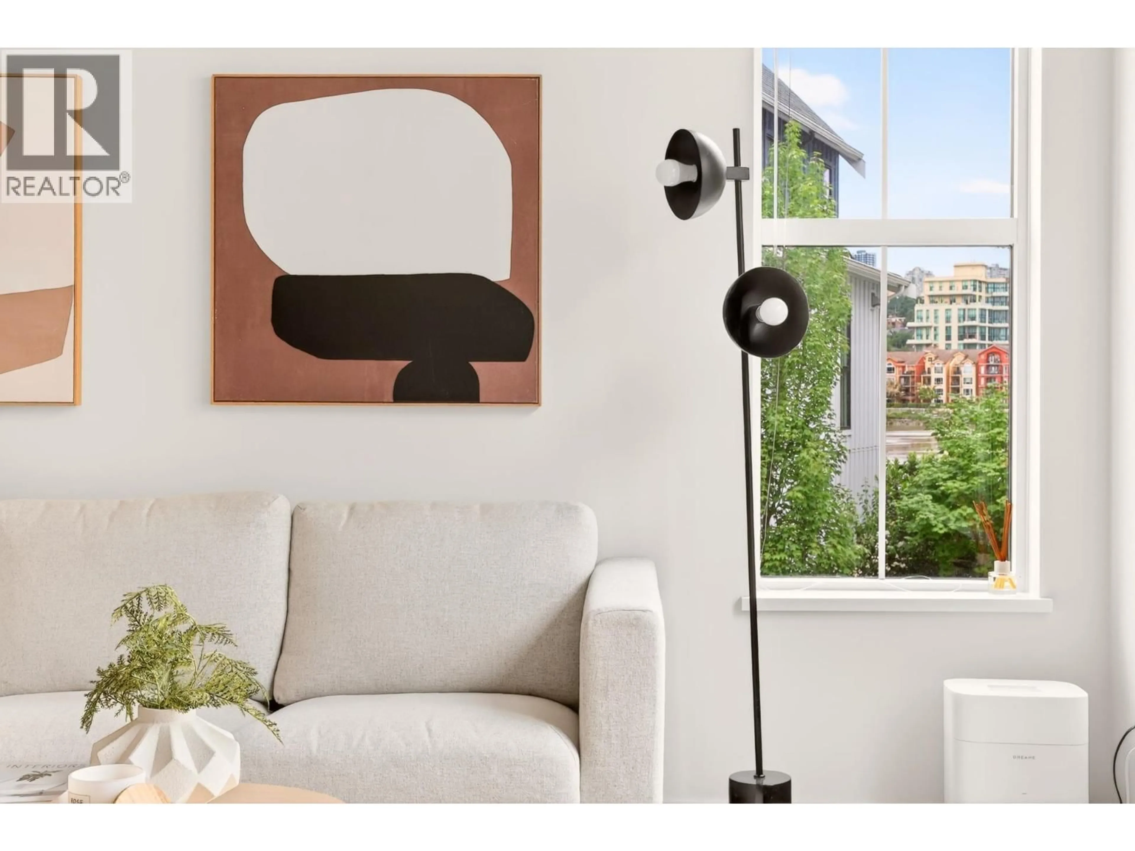 Living room with furniture, unknown for 94 - 488 FURNESS STREET, New Westminster British Columbia V3M0M1