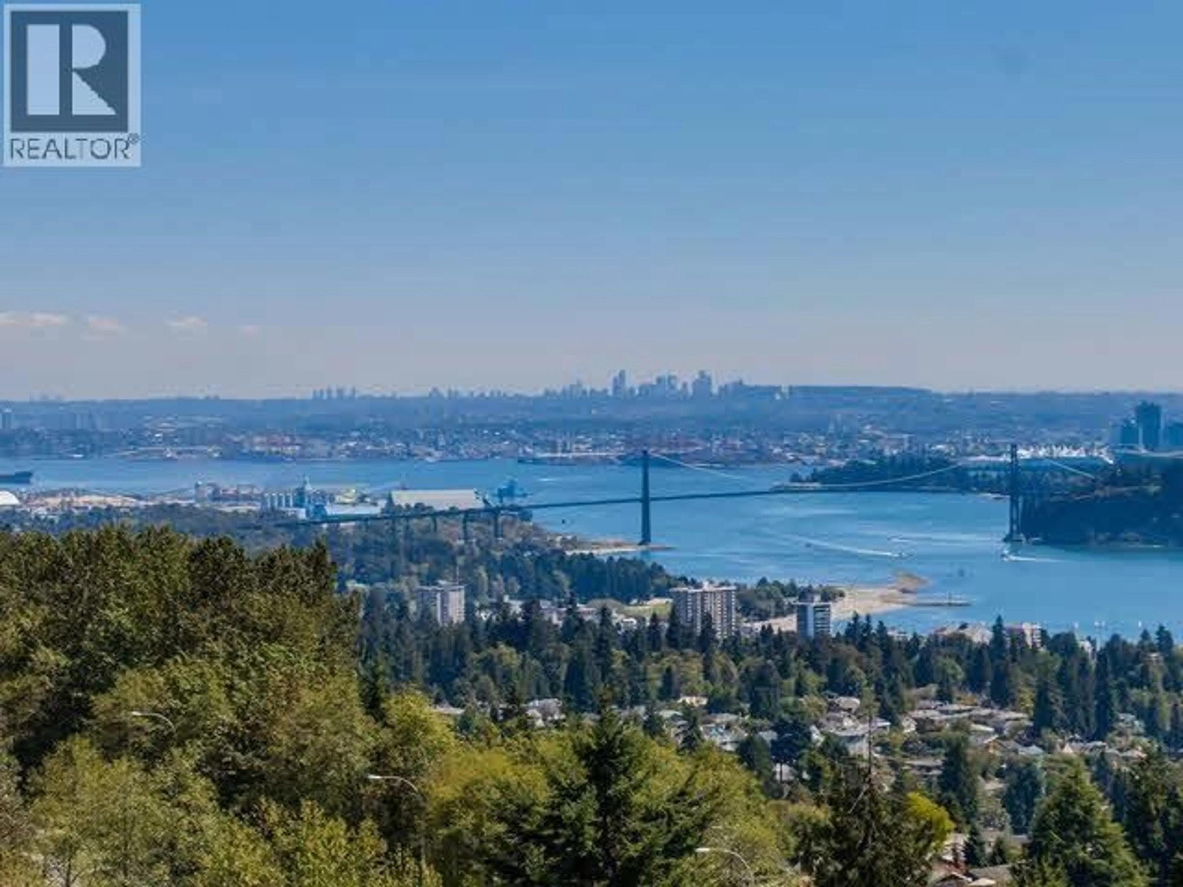 Blurry image for 2417 SKILIFT ROAD, West Vancouver British Columbia V7S2T5
