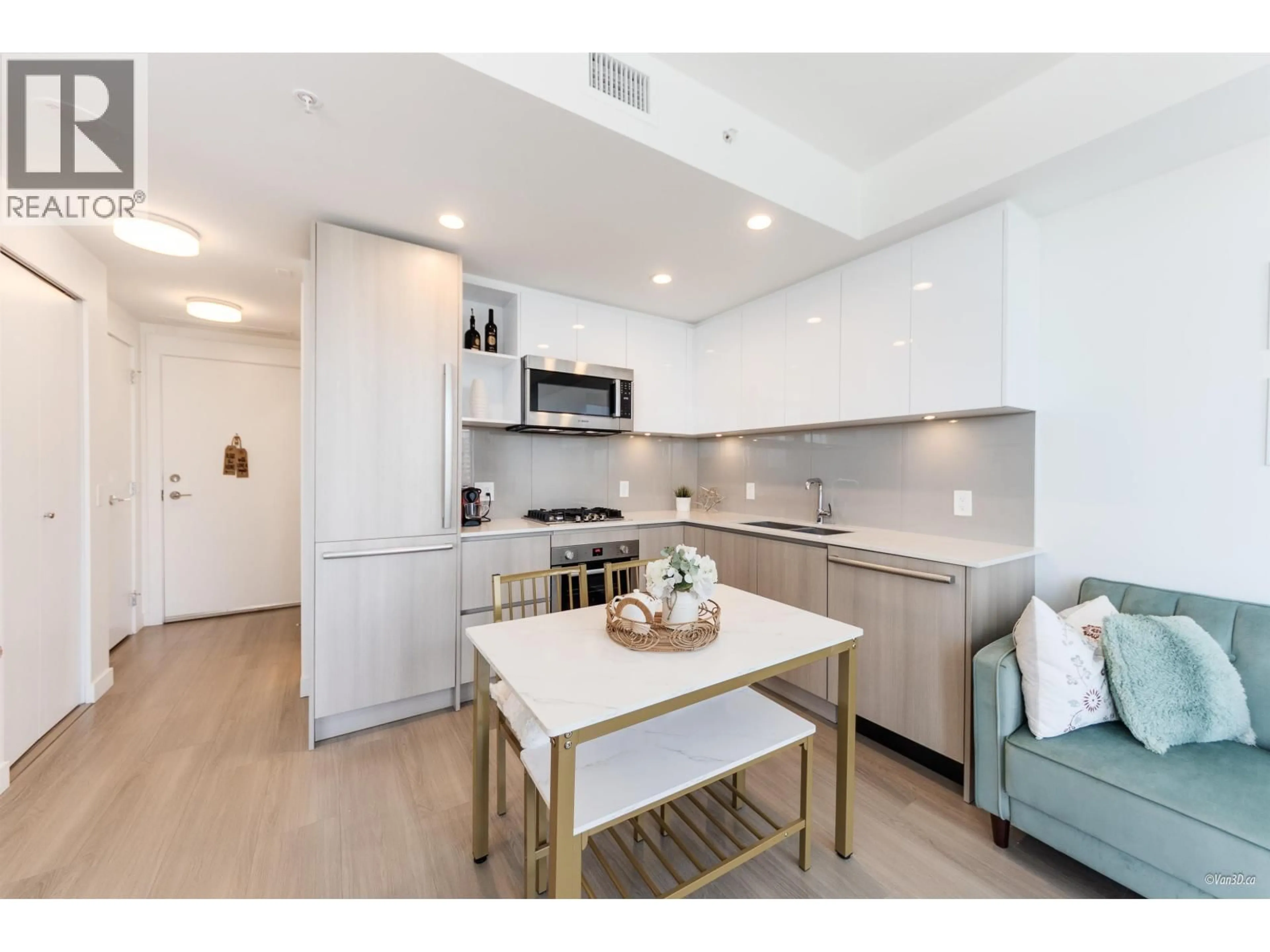 Open concept kitchen, unknown for 807 - 618 CARNARVON STREET, New Westminster British Columbia V3M0N9