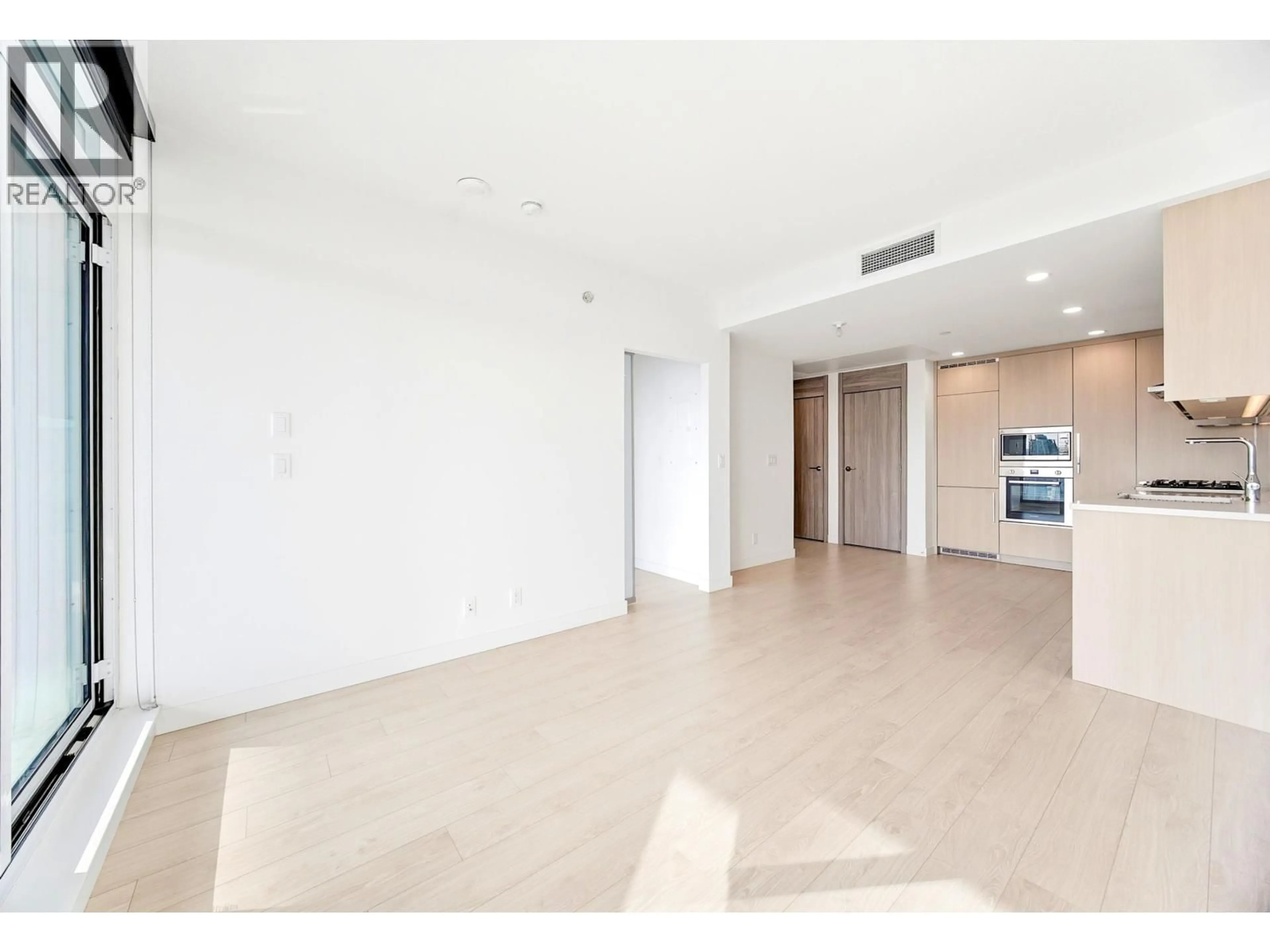 A pic of a room for 2901 - 4880 LOUGHEED HIGHWAY, Burnaby British Columbia V5C0N1