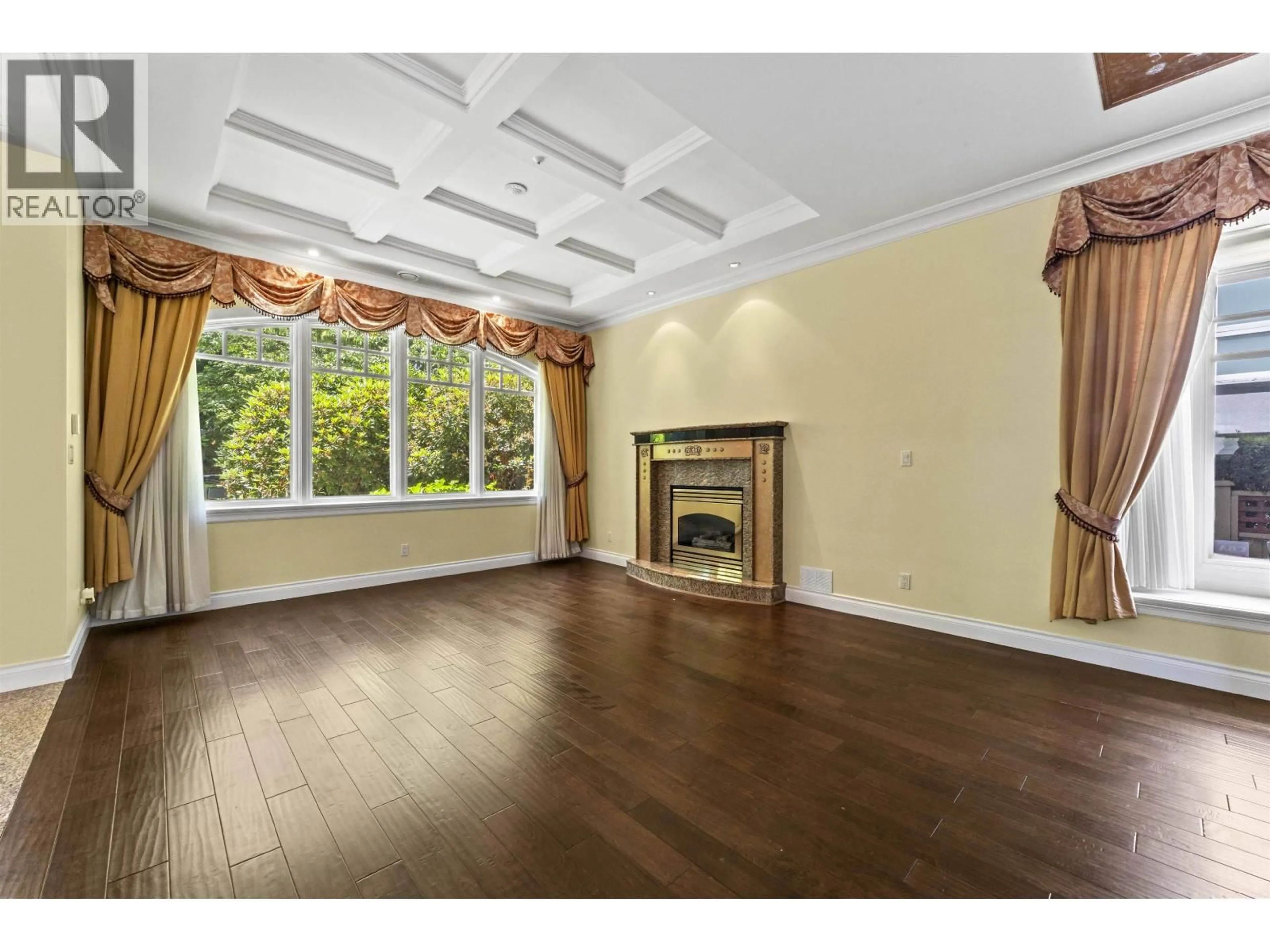 A pic of a room for 4530 OSLER STREET, Vancouver British Columbia V6H2Y1