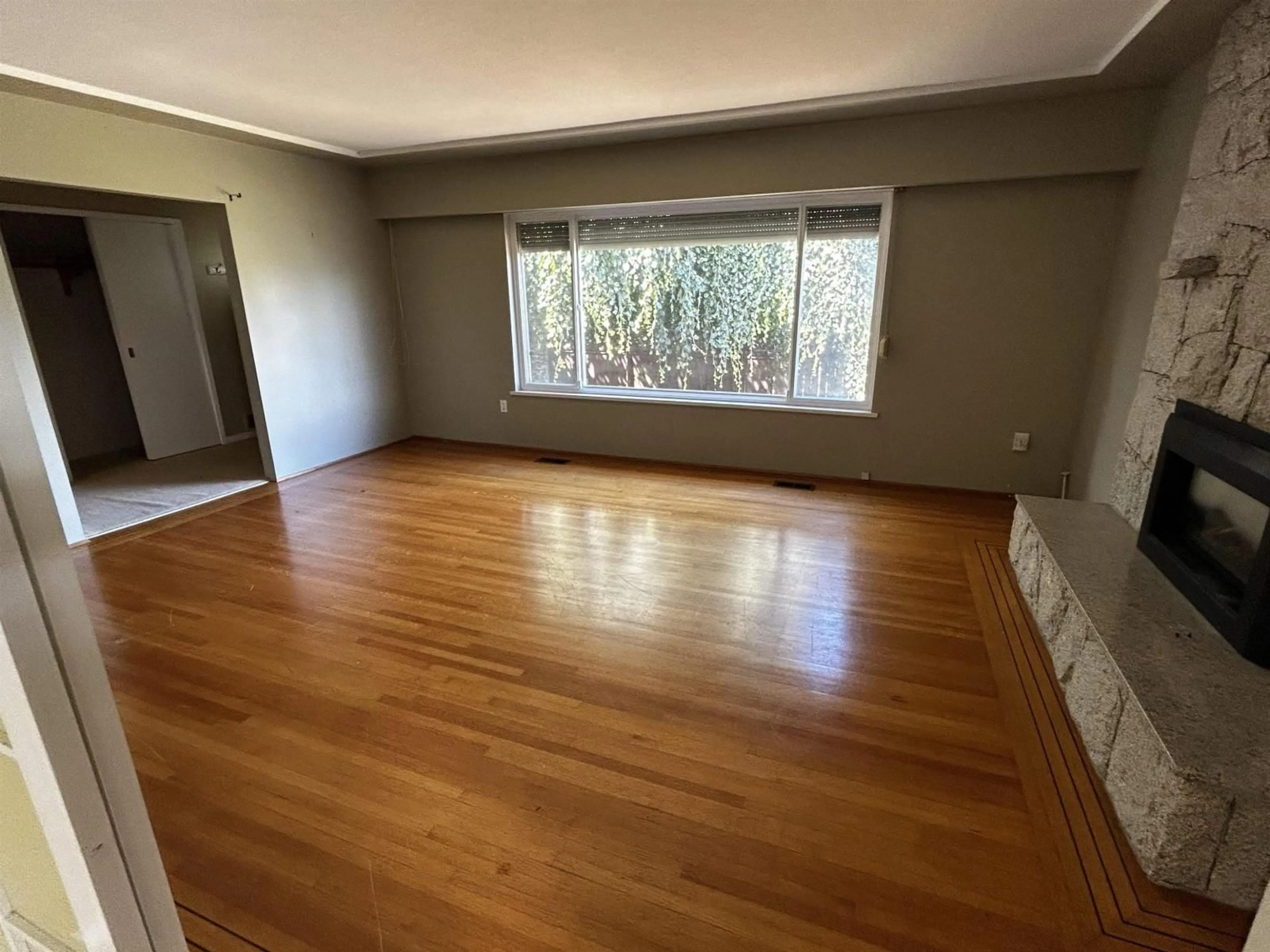 A pic of a room for 9678 PRINCESS DRIVE, Surrey British Columbia V3V2T4