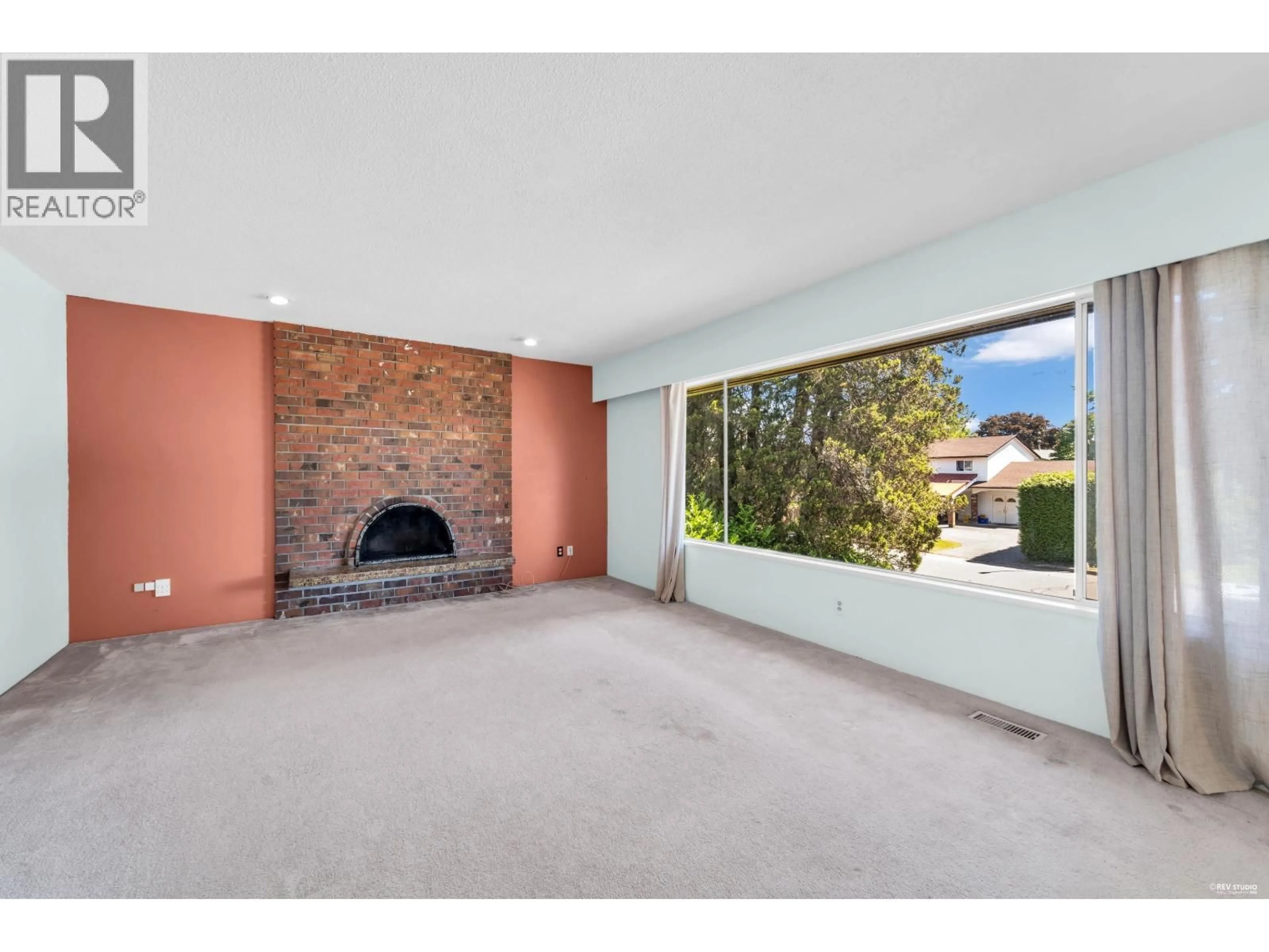 A pic of a room for 9091 ASH STREET, Richmond British Columbia V7A2T5