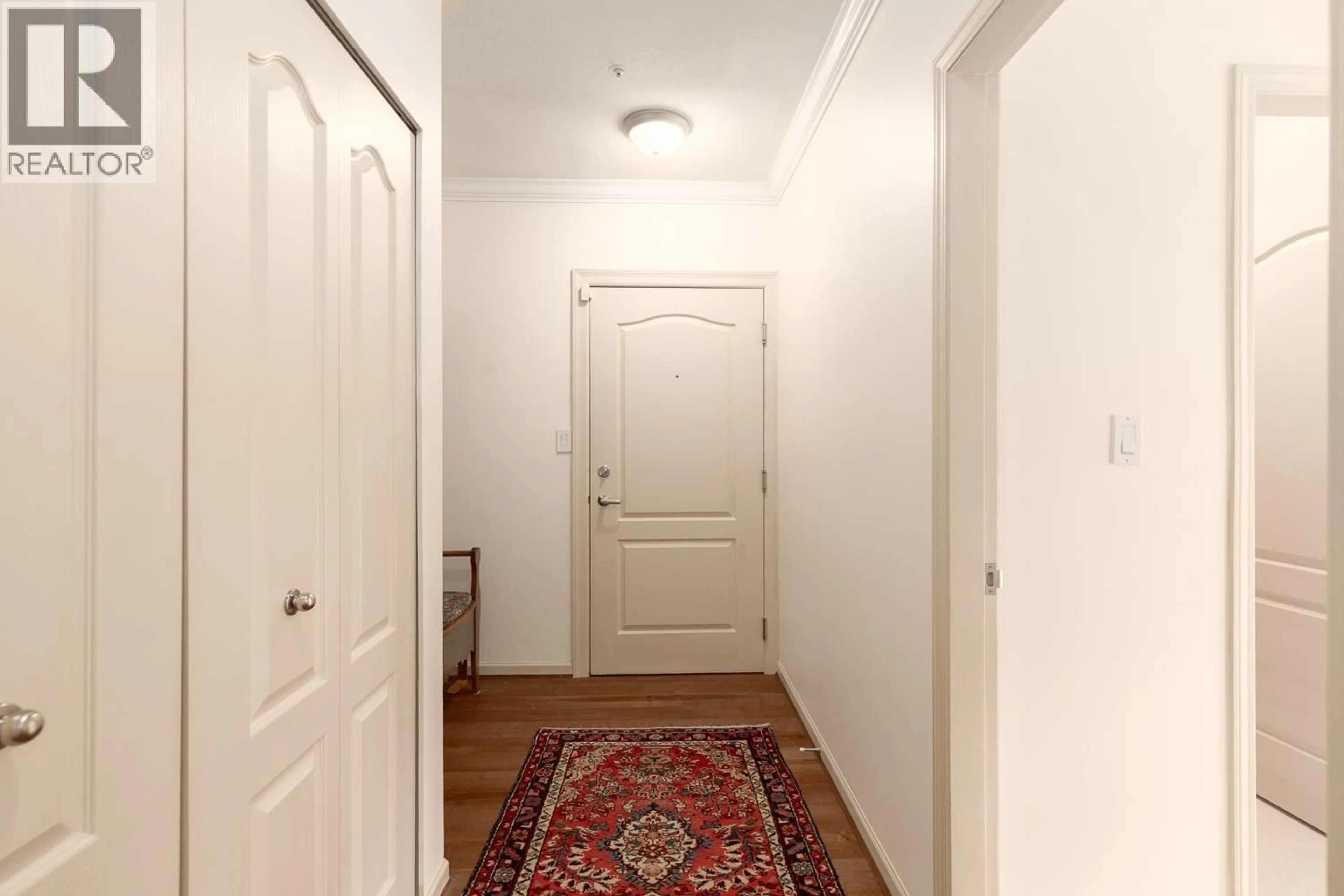 Unknown for 306 - 2271 BELLEVUE AVENUE, West Vancouver British Columbia V7V4X1
