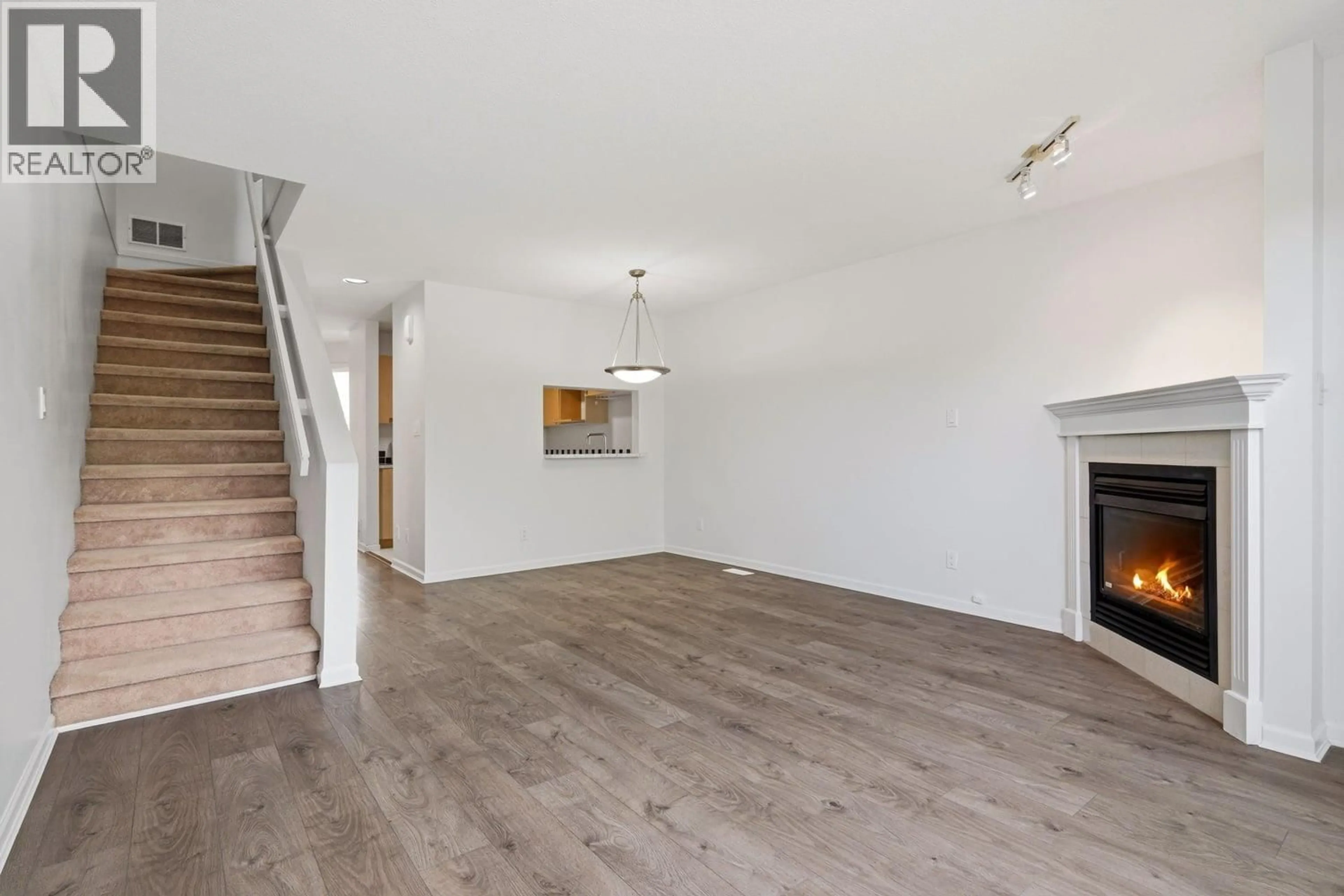 Unknown for 30 - 5900 MUIR DRIVE, Richmond British Columbia V6V2Y8