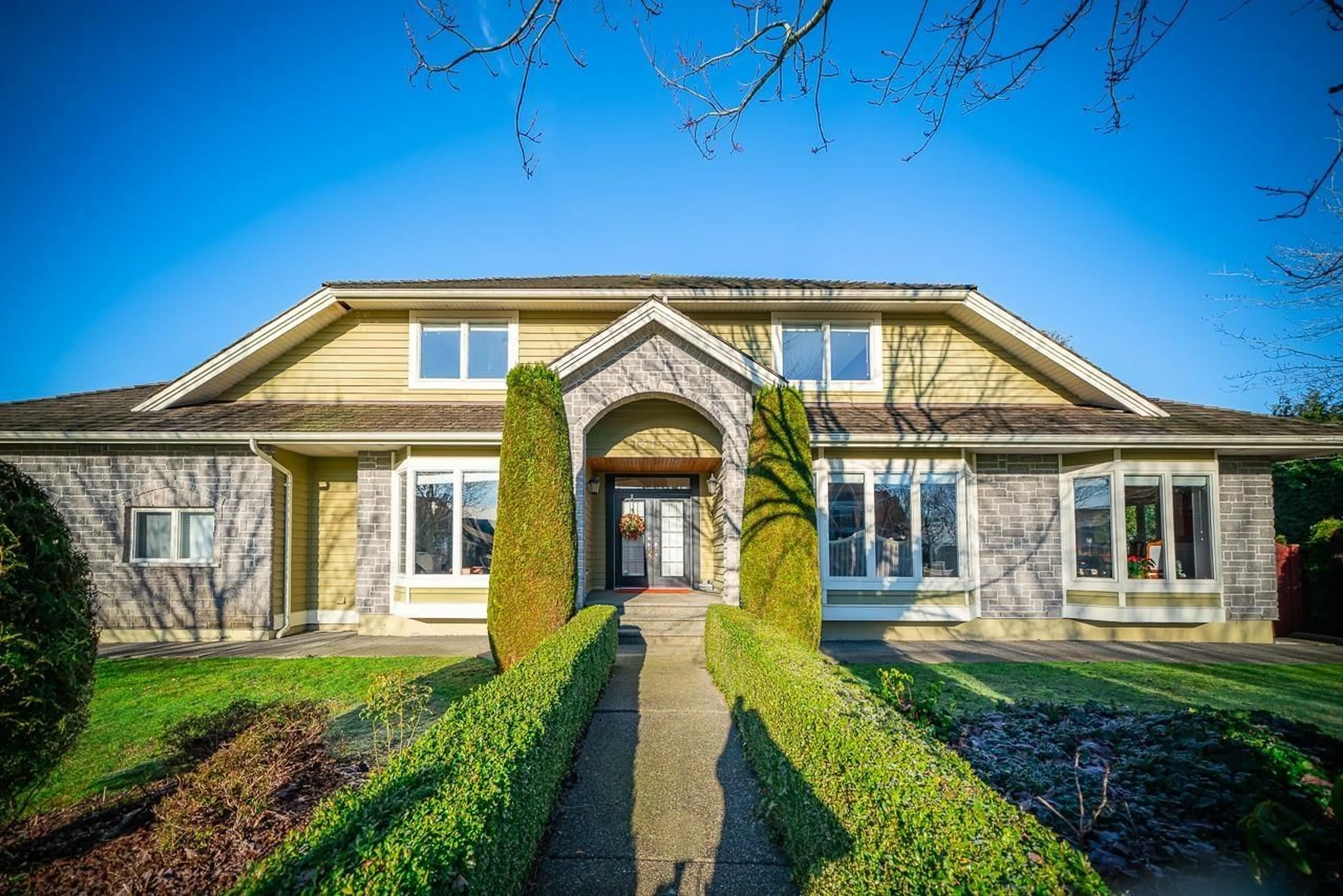 Unknown for 15775 39A AVENUE, Surrey British Columbia V3Z0L1