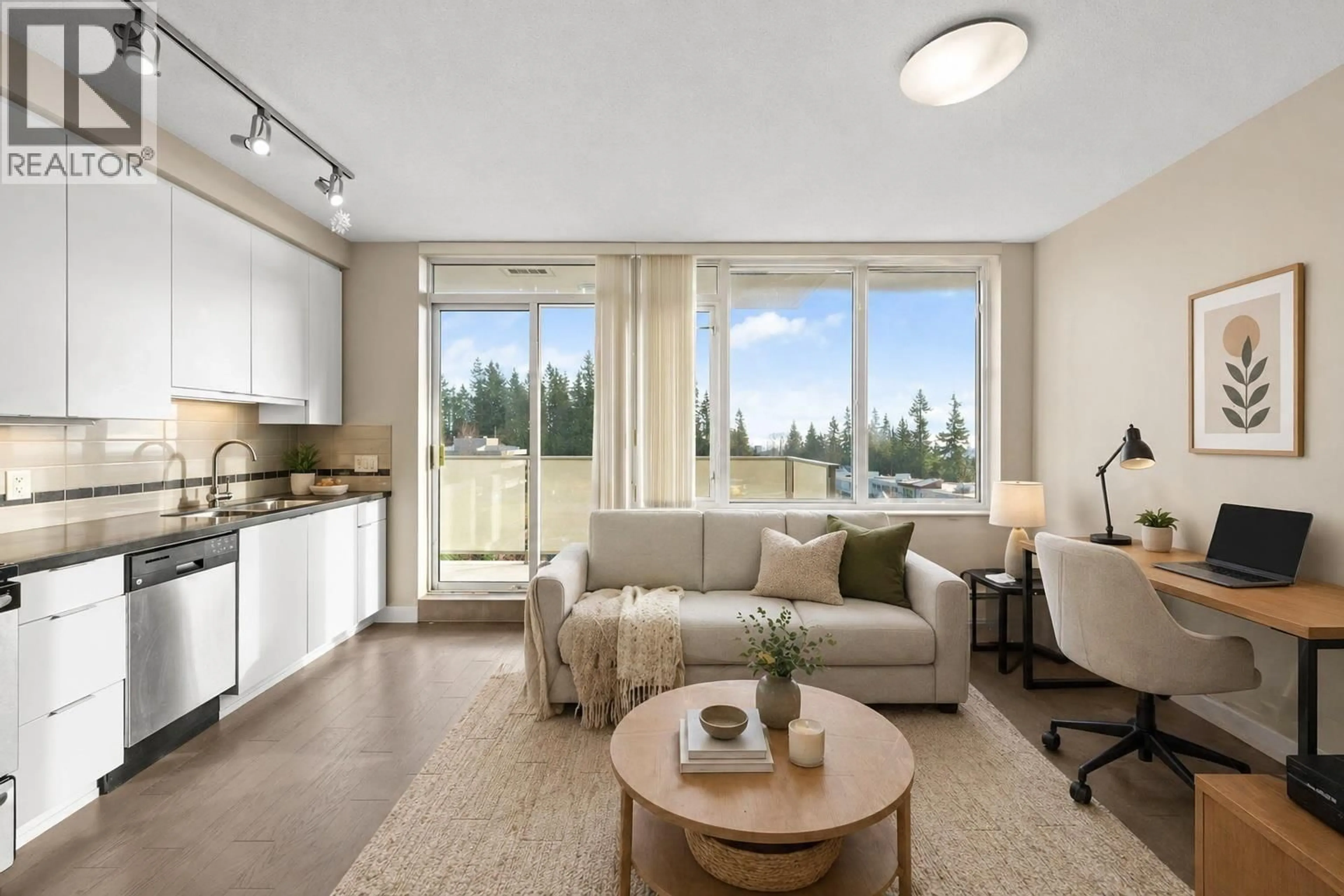 Living room with furniture, unknown for 707 - 9025 HIGHLAND COURT, Burnaby British Columbia V5A0A8