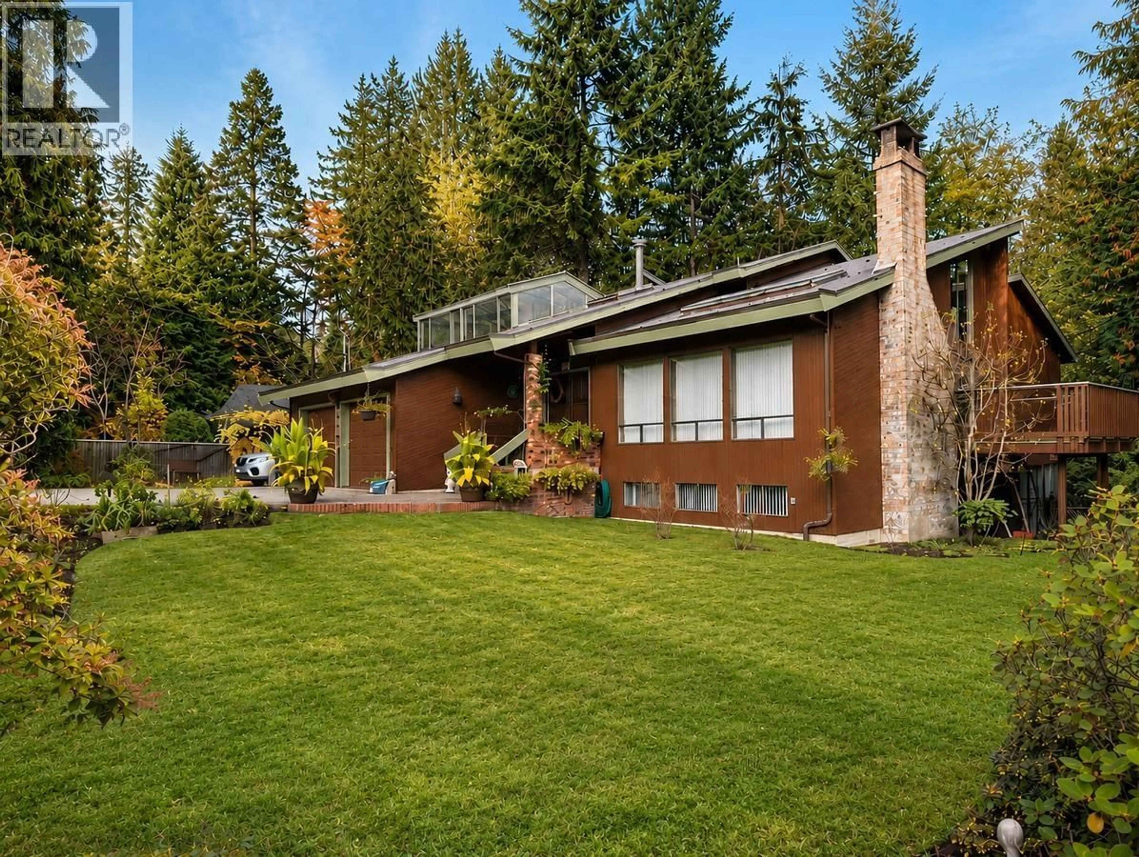 Home with brick exterior material, unknown for 1498 CHAMBERLAIN DRIVE, North Vancouver British Columbia V7K1P6