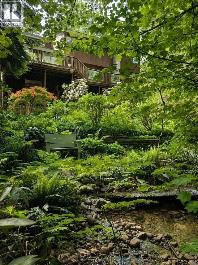 1498 CHAMBERLAIN DRIVE, North Vancouver 5