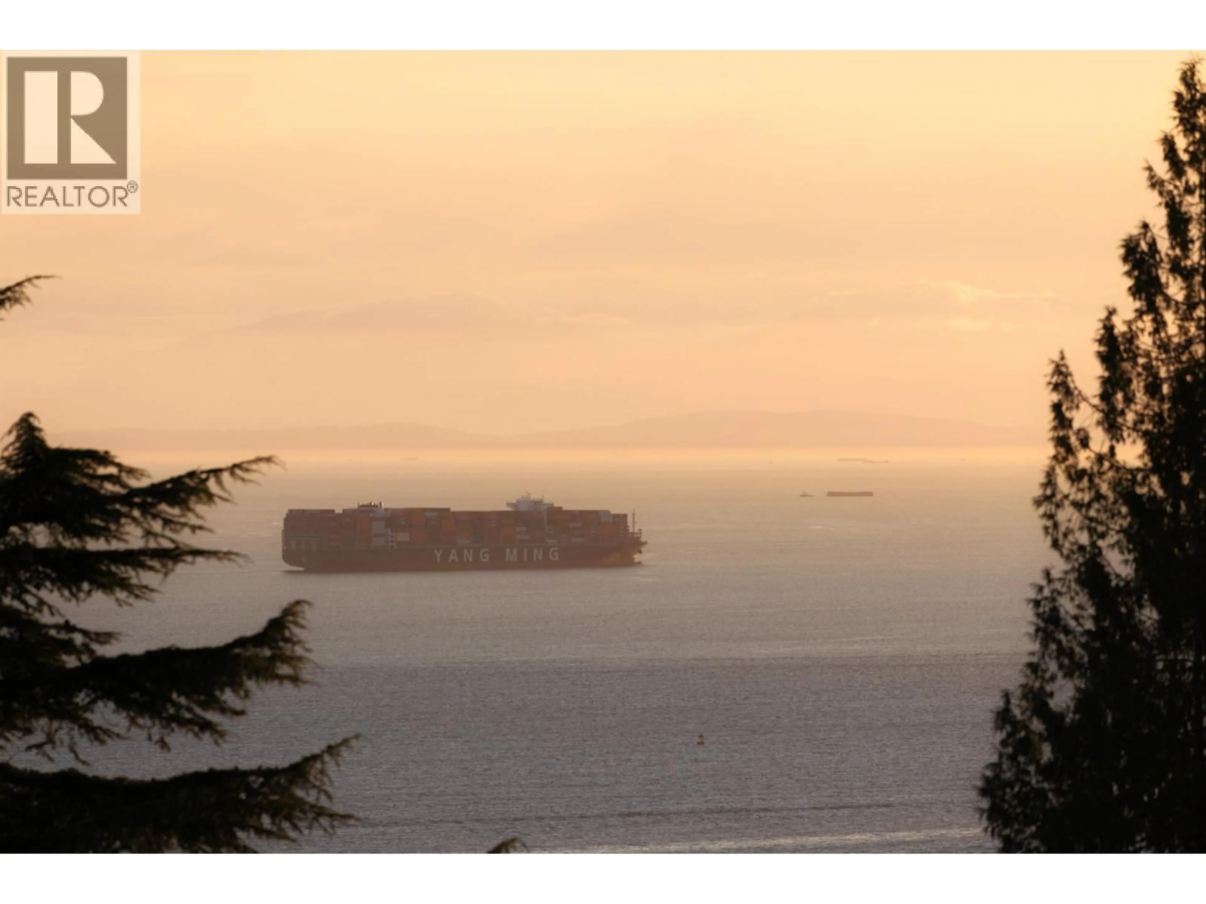 Blurry image for 1715 22ND STREET, West Vancouver British Columbia V7V4E4