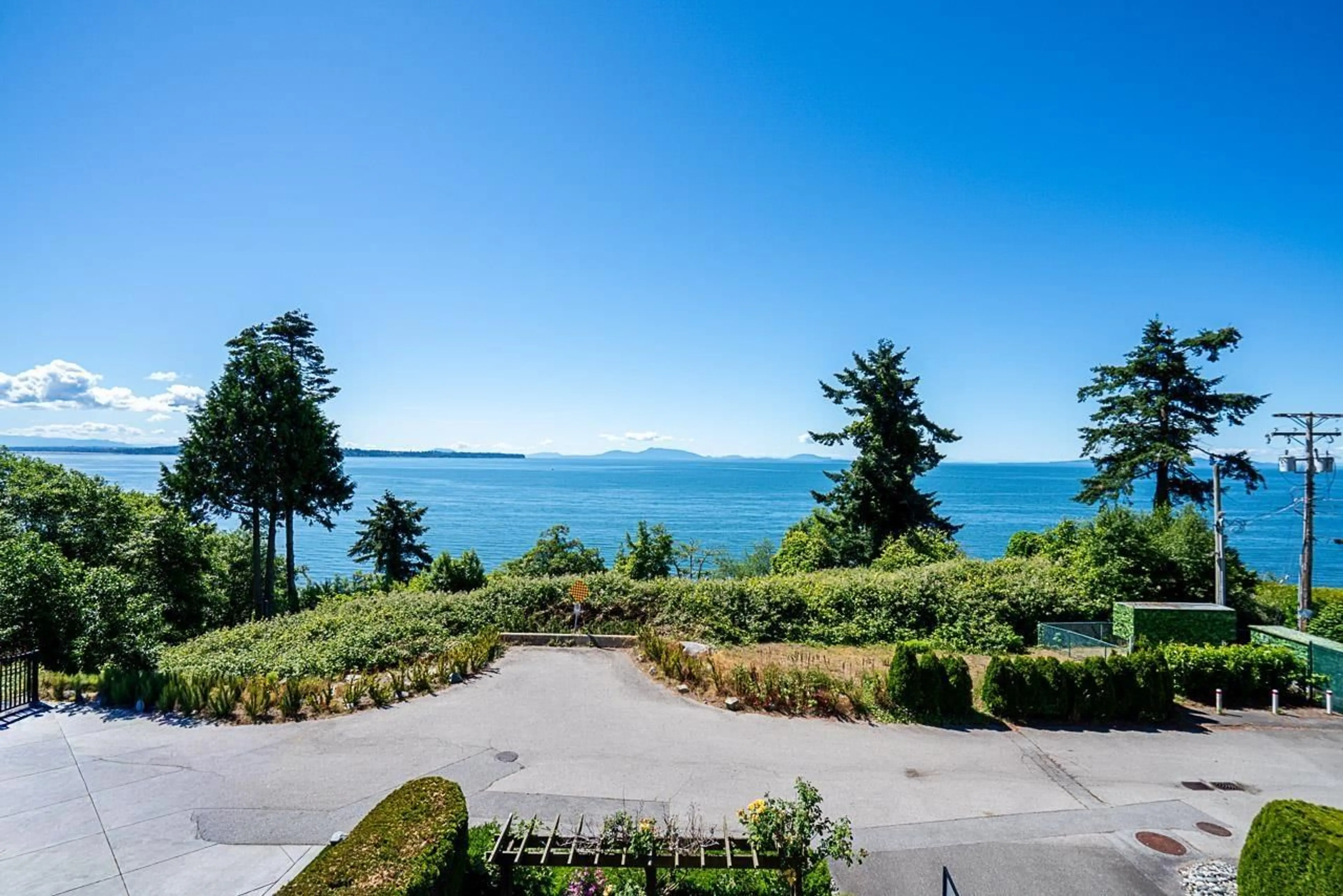 Unknown for 13289 12B AVENUE, Surrey British Columbia V4A1C2