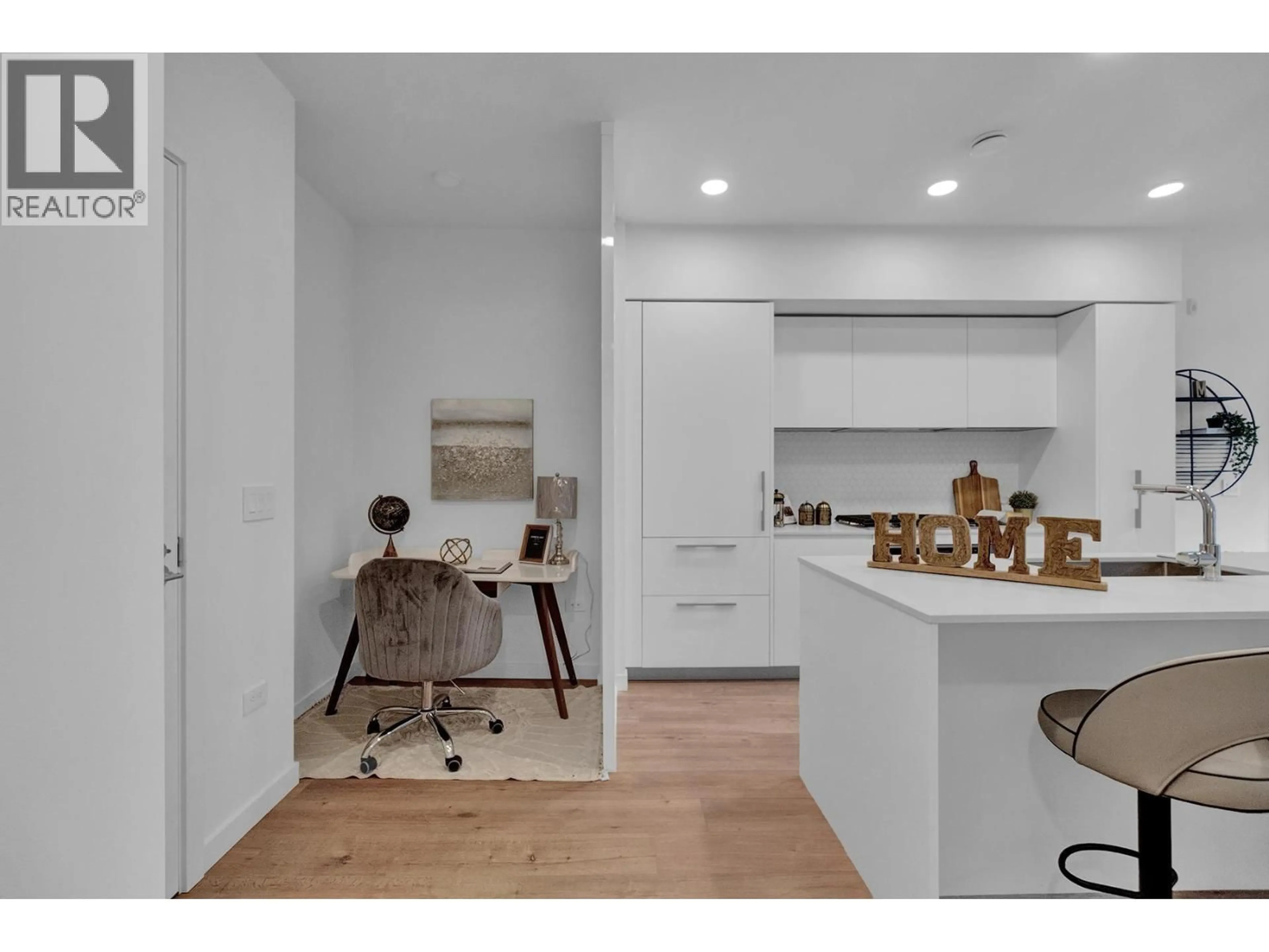Open concept kitchen, unknown for 612 - 1506 SCOTT CRESCENT, Squamish British Columbia V8B1G4