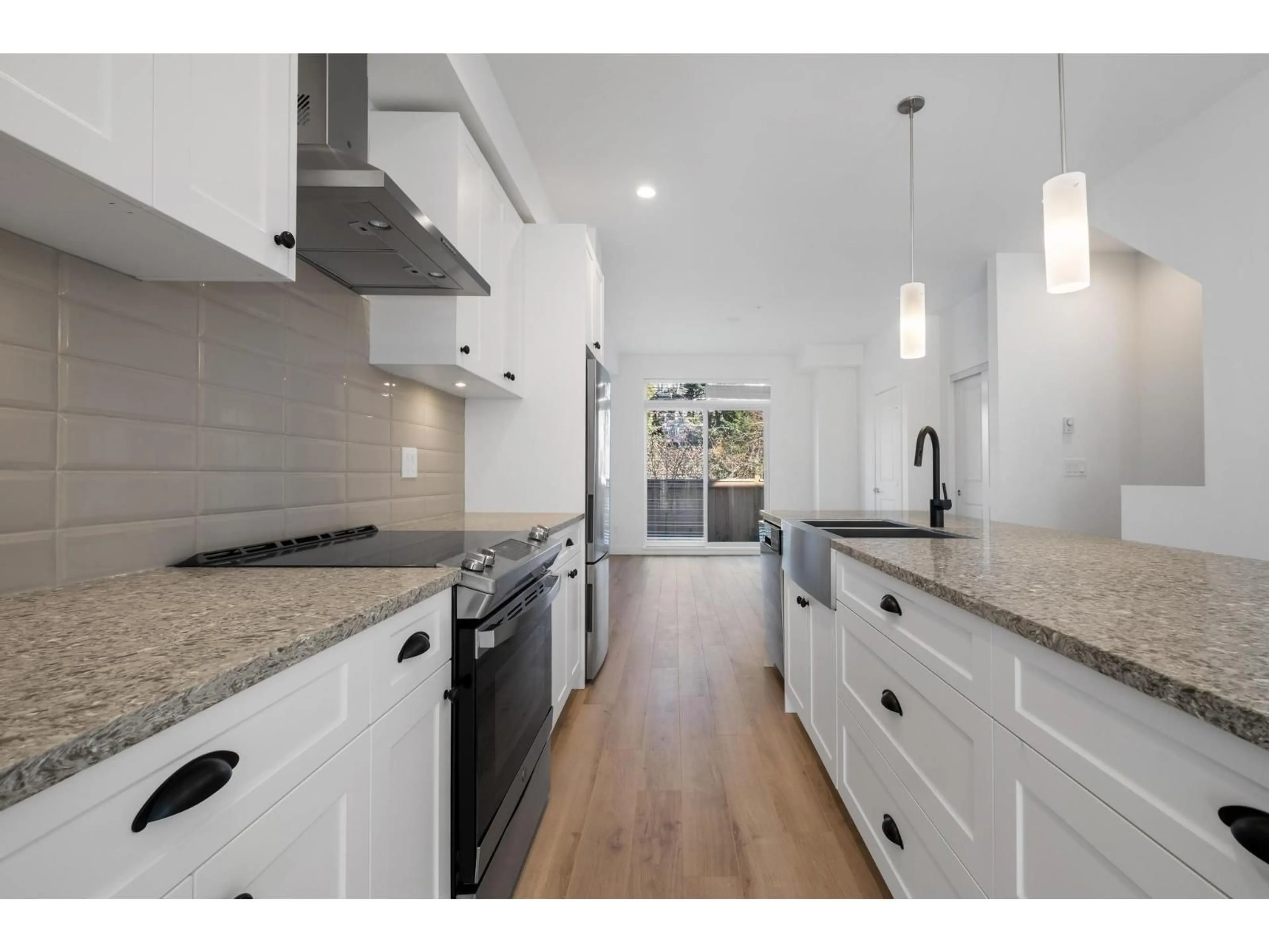 Open concept kitchen, ceramic/tile floor for 21 - 20487 65 AVENUE, Langley British Columbia V2Y3K8