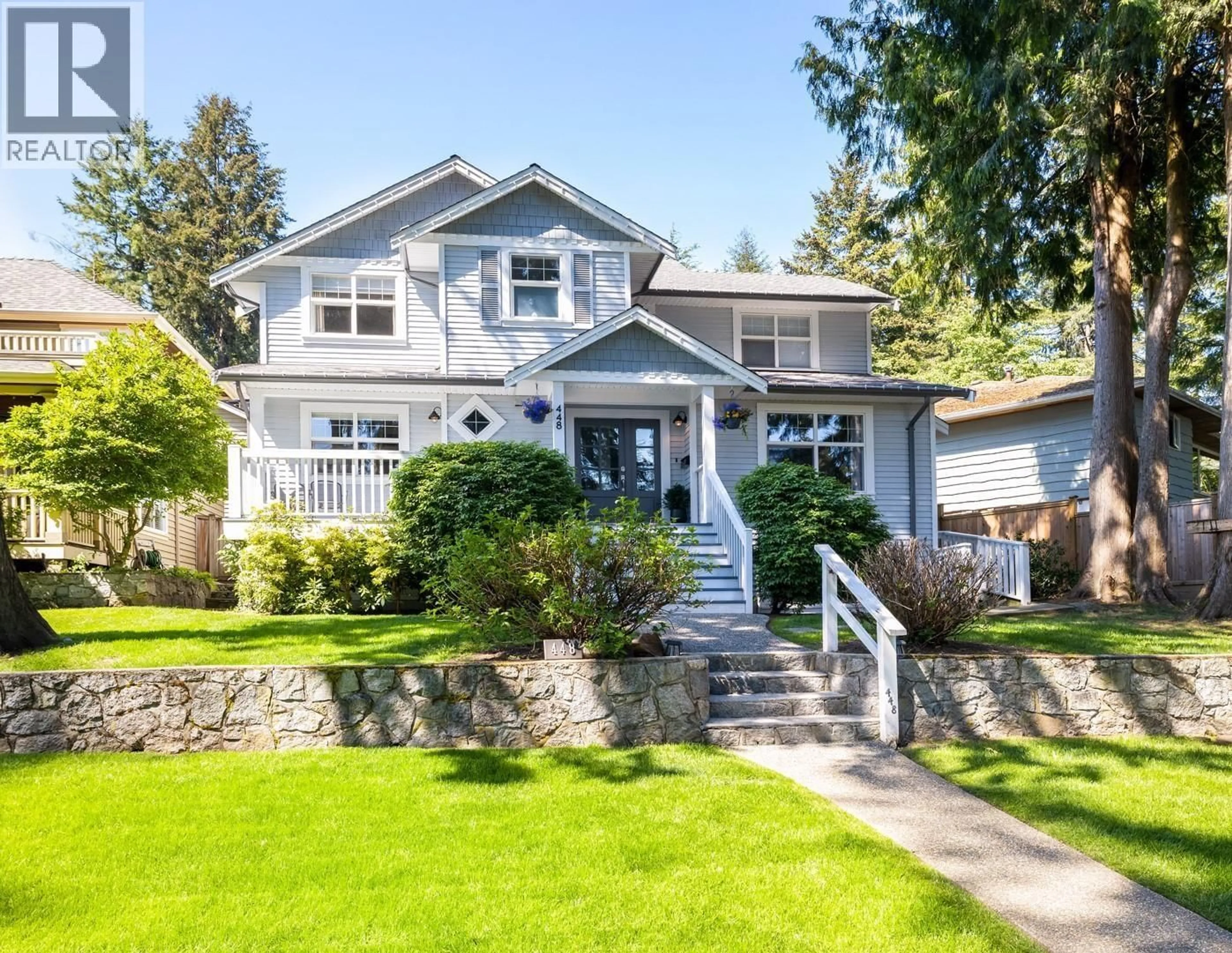 Home with vinyl exterior material, street for 448 BRAND STREET, North Vancouver British Columbia V7N1G1