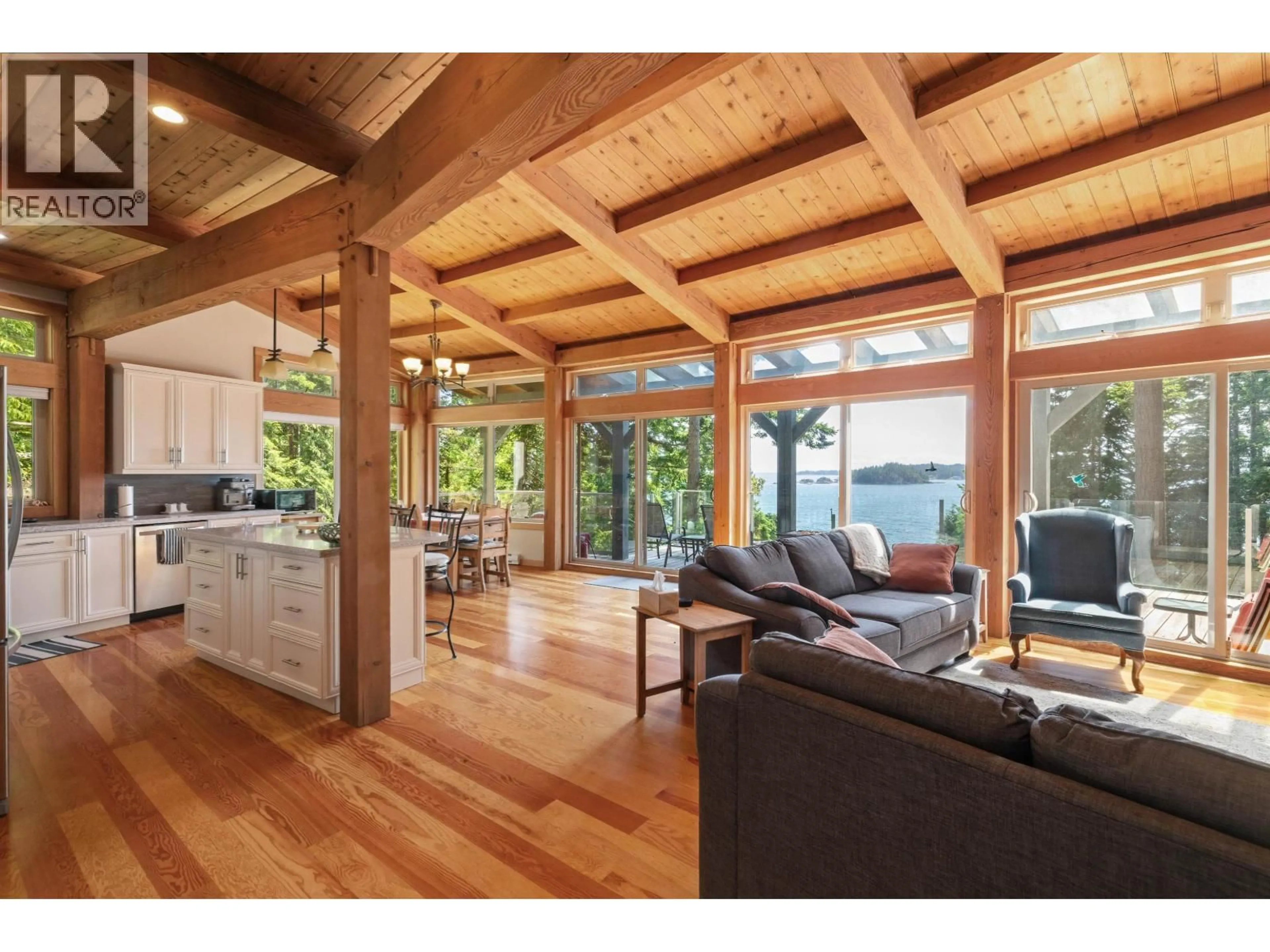 Open concept kitchen, wood/laminate floor for 304 ESPLANADE ROAD, Keats Island British Columbia V0N1V0