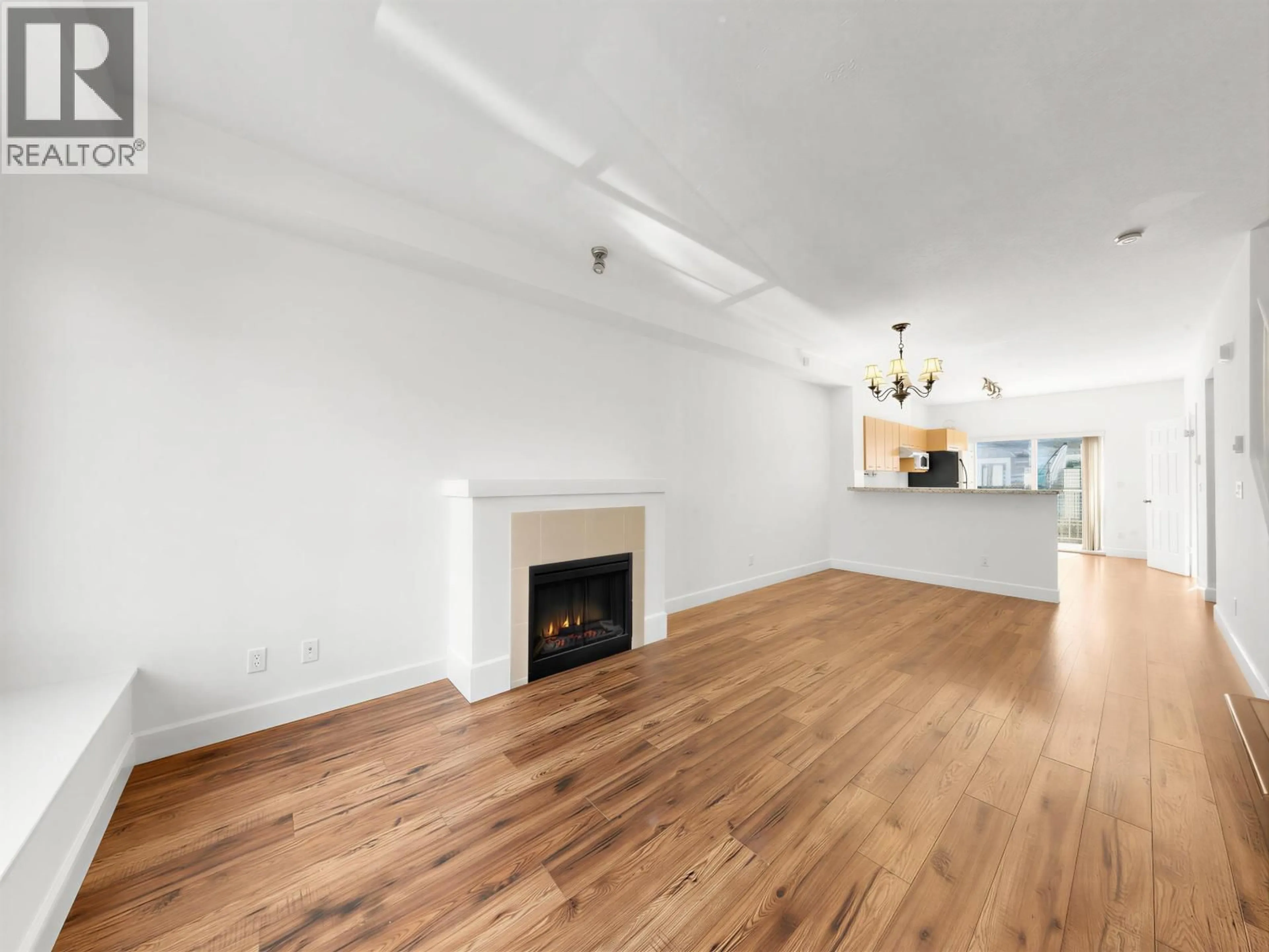 A pic of a room for 15 - 7331 HEATHER STREET, Richmond British Columbia V6Y4M3