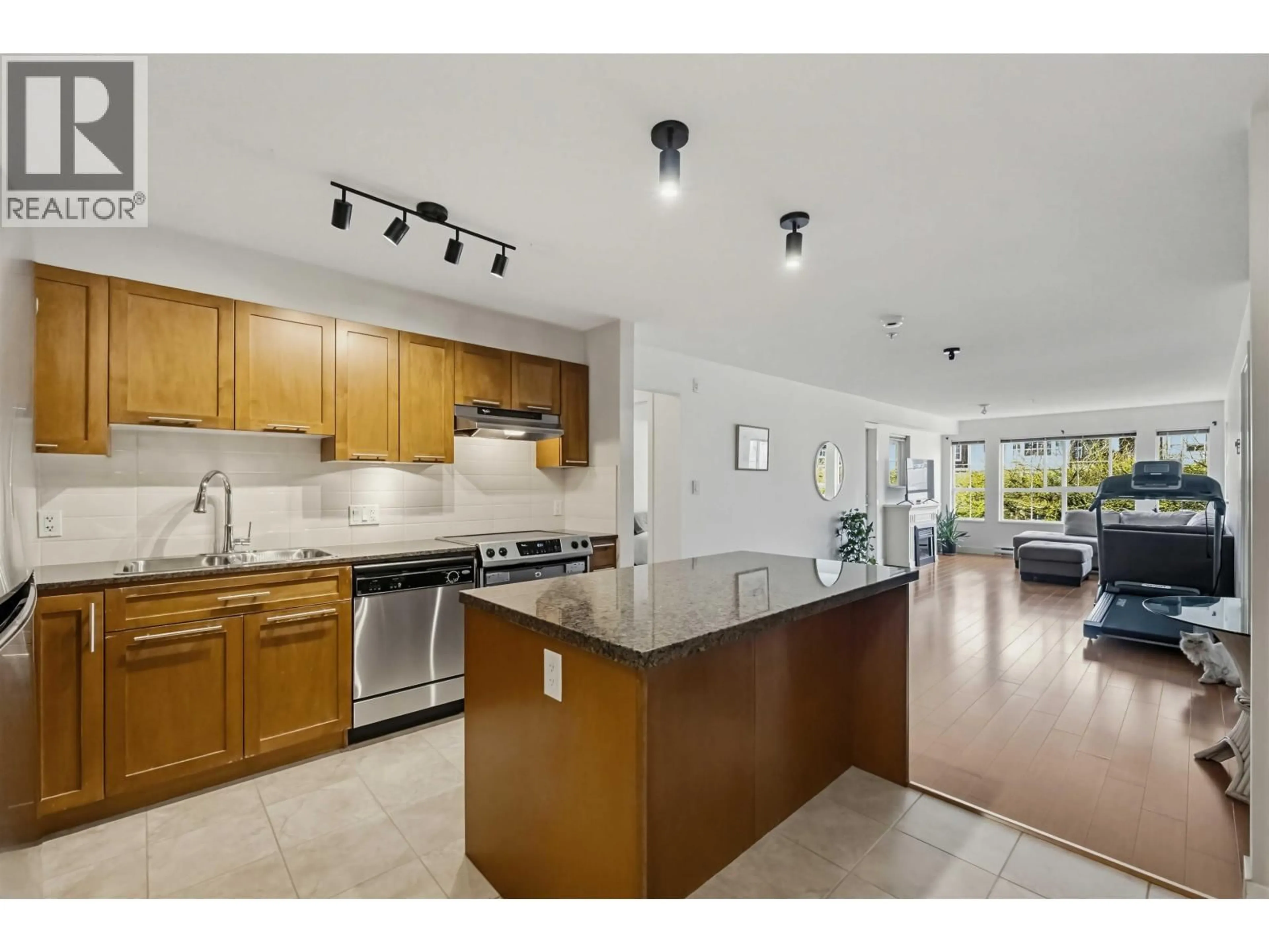 Open concept kitchen, unknown for 232 - 19673 MEADOW GARDENS WAY, Pitt Meadows British Columbia V3Y0A1