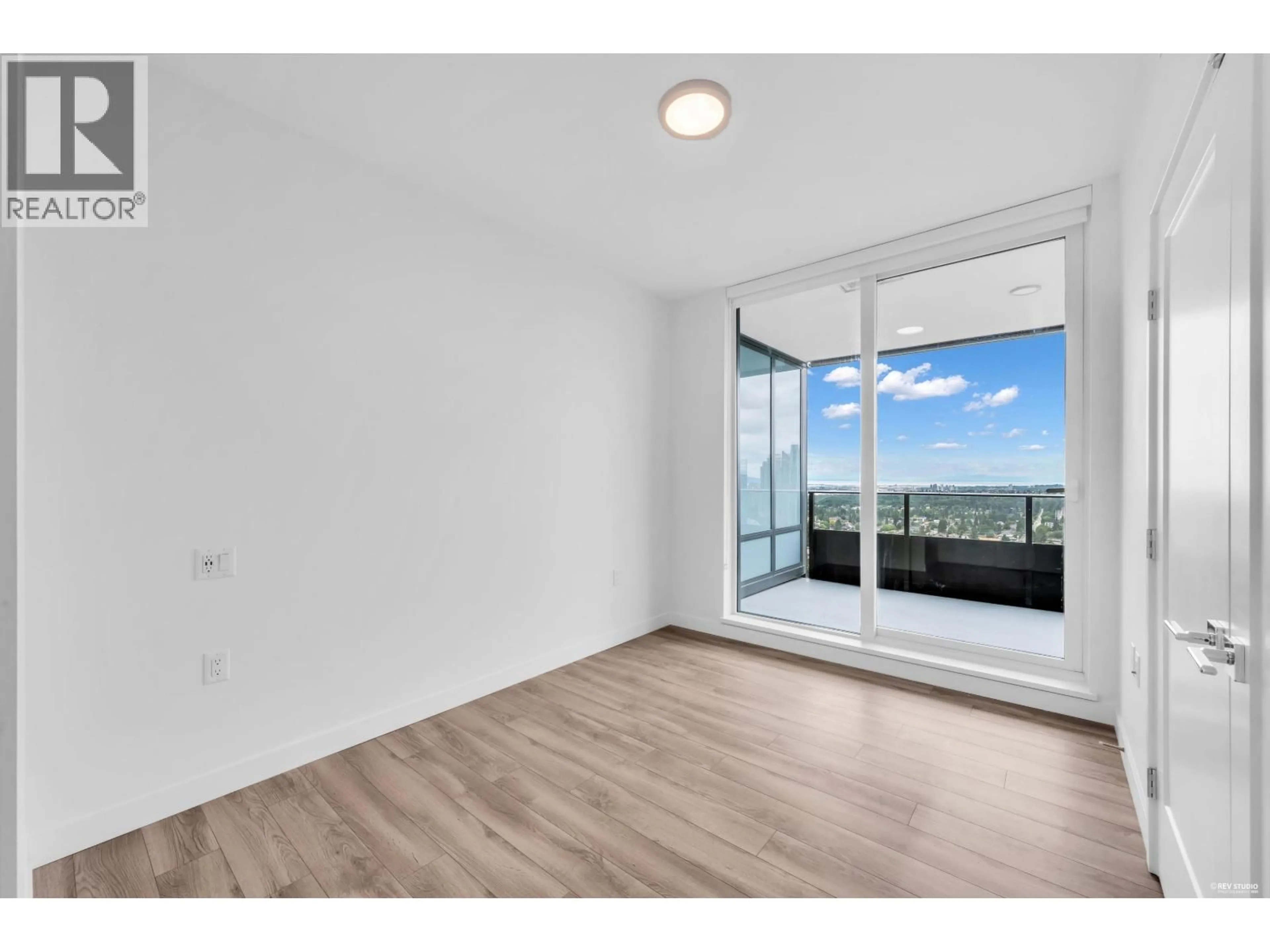 A pic of a room for 3101 - 6699 DUNBLANE AVENUE, Burnaby British Columbia V5H0J8