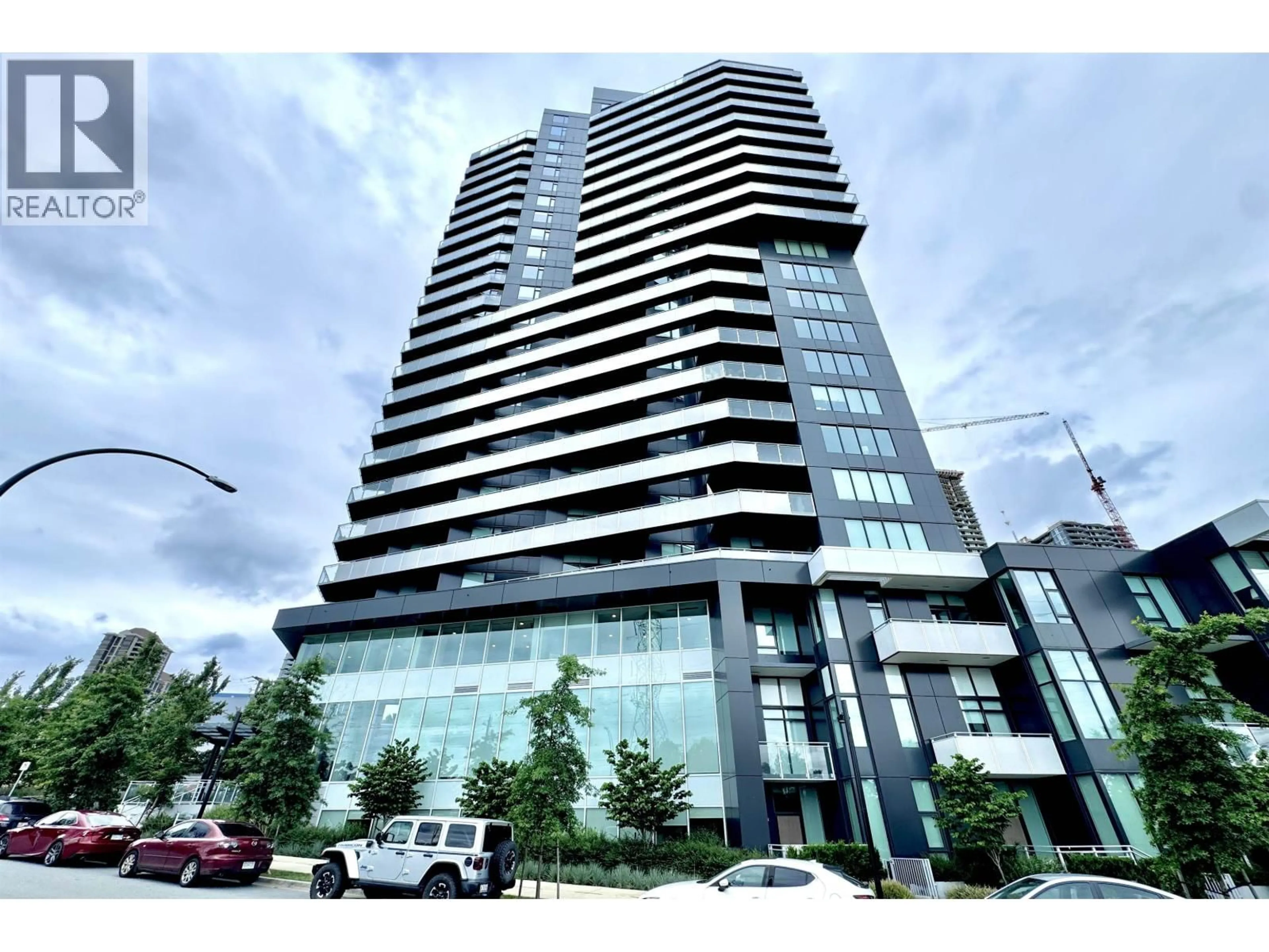 Indoor foyer for 301 - 4433 ALASKA STREET, Burnaby British Columbia V5C5T3