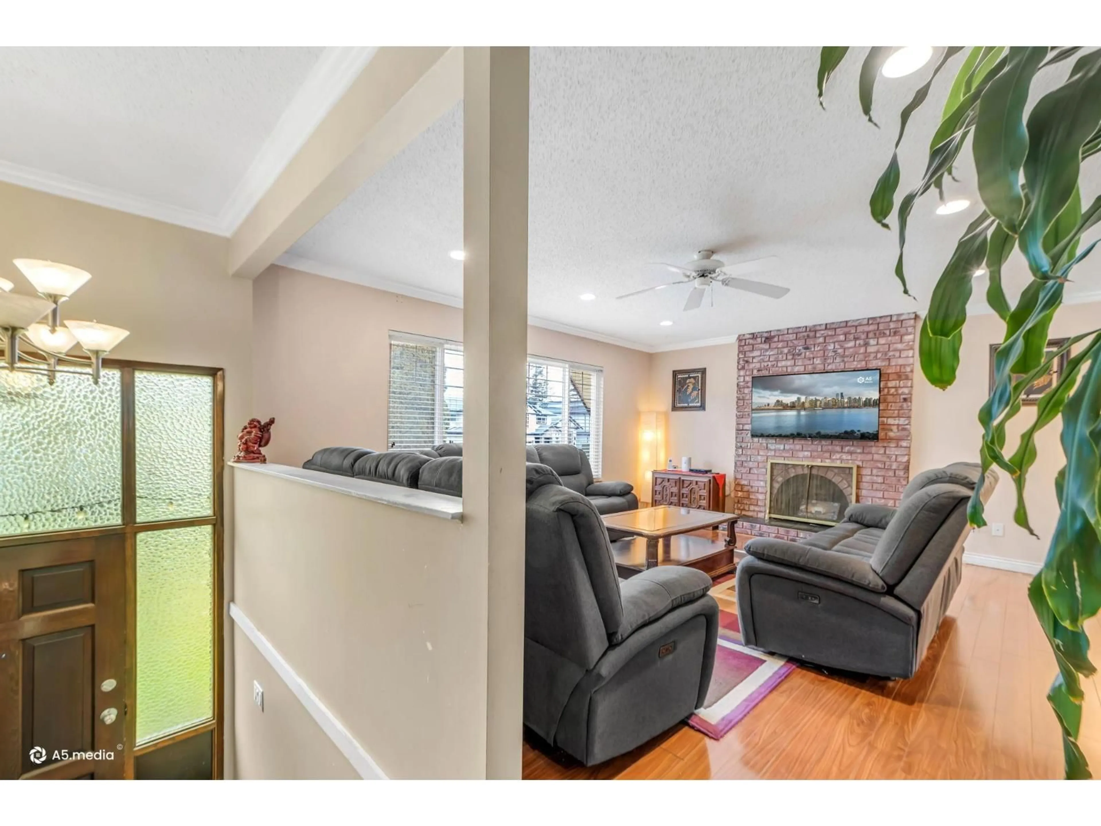 Living room with furniture, unknown for 11688 85A AVENUE, Delta British Columbia V4C2V6