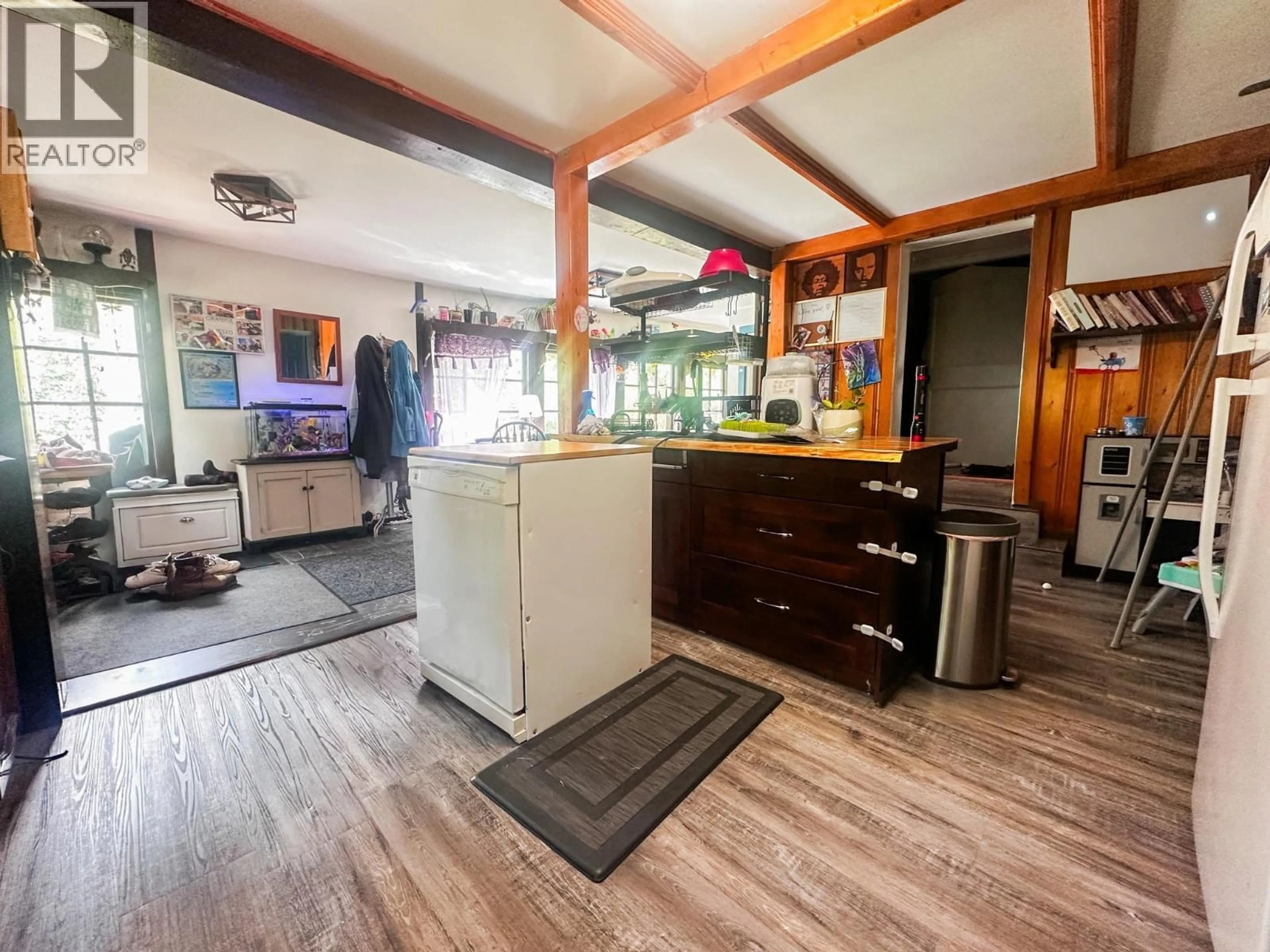 Open concept kitchen, unknown for 11911 HAWSE LOOP, Burns Lake British Columbia V0J1E3
