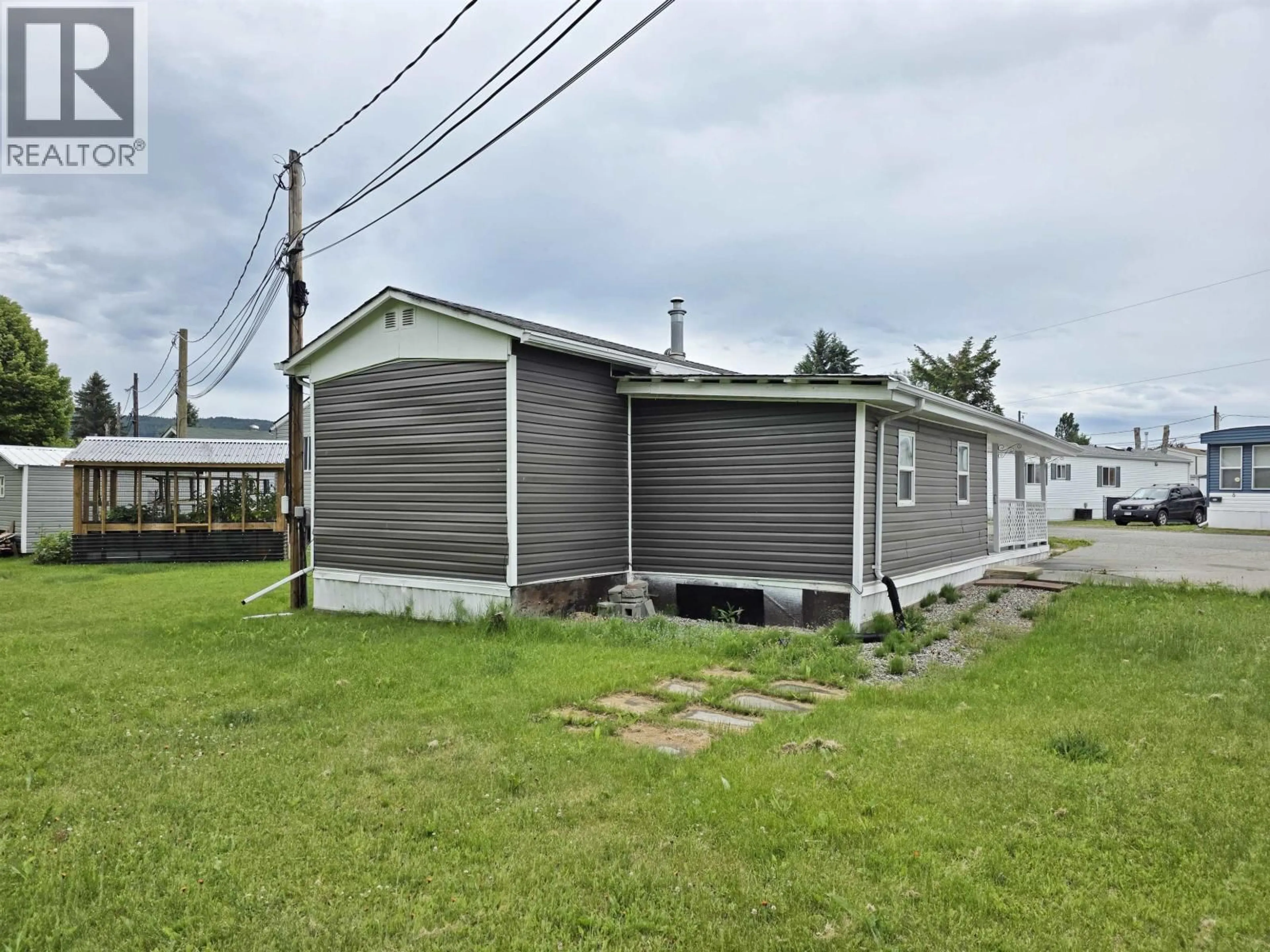 Shed for 17 - 562 ELM STREET, Quesnel British Columbia V2J1X3