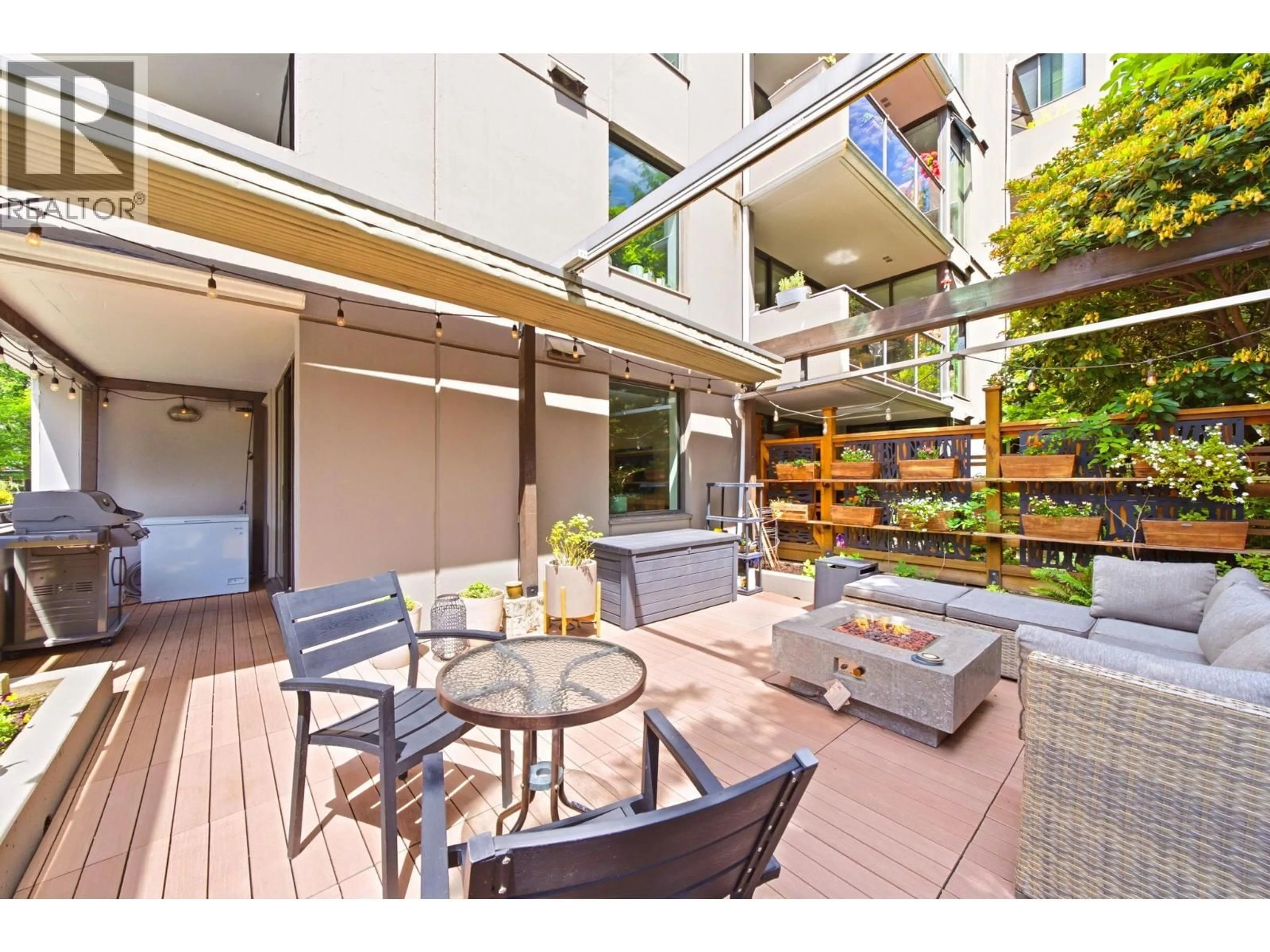 Patio, street for 105 - 1230 COMOX STREET, Vancouver British Columbia V6E1K7