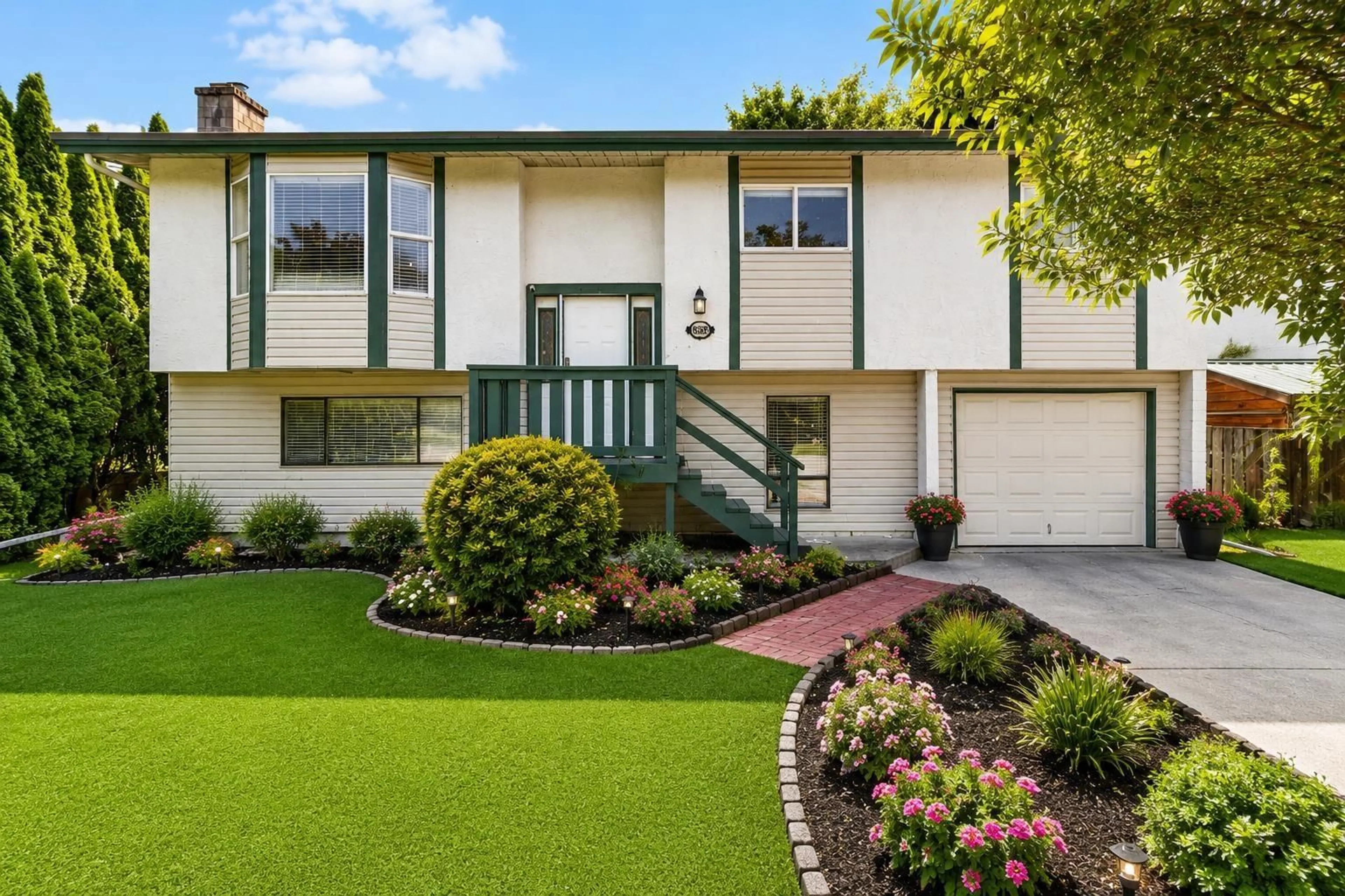 Home with vinyl exterior material, street for 8852 CHARLES STREET, Chilliwack British Columbia V2P7H8