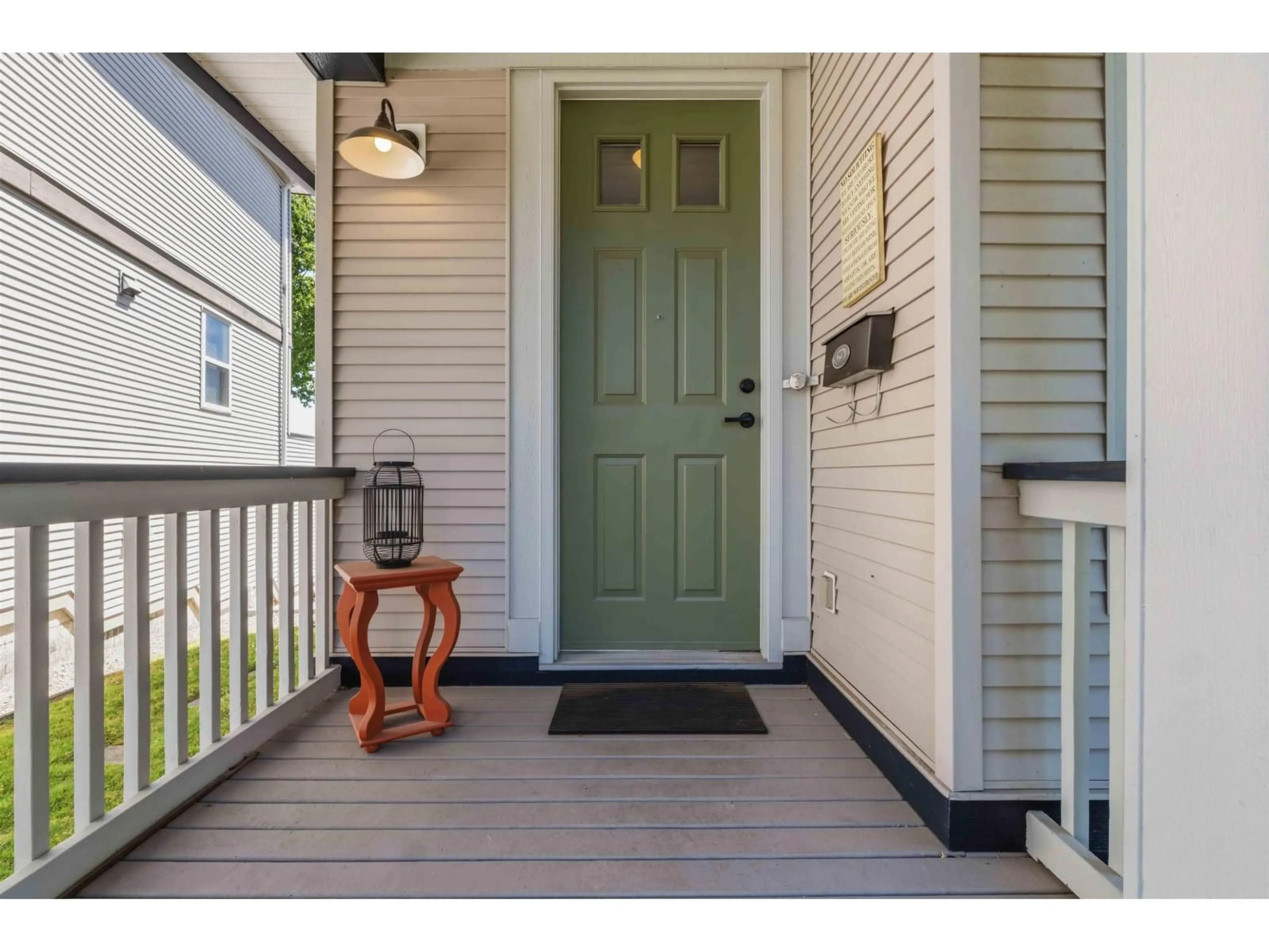 Indoor entryway for 5666 149A STREET, Surrey British Columbia V3S8X1