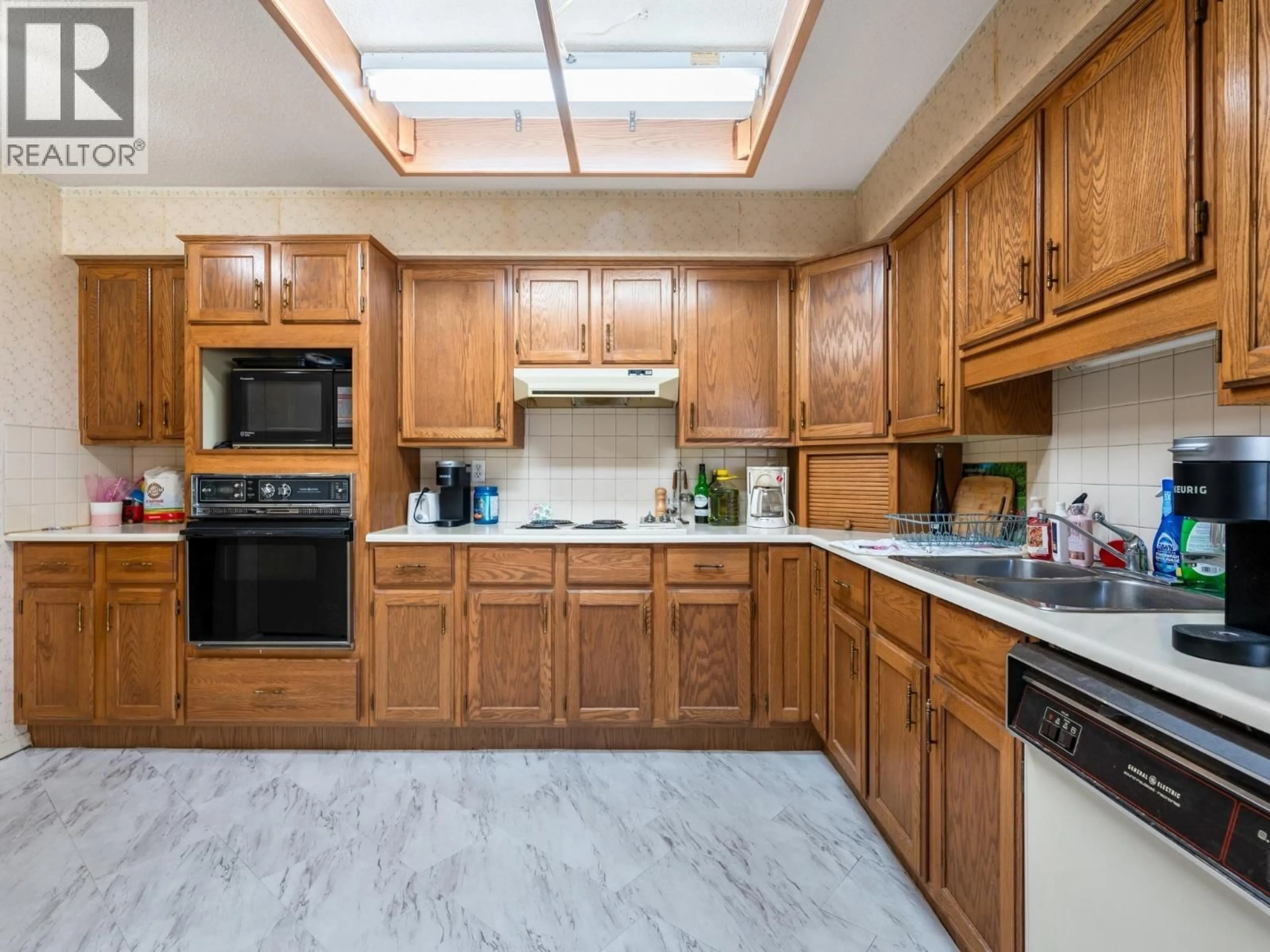 Standard kitchen, ceramic/tile floor for 301 - 7660 MINORU BOULEVARD, Richmond British Columbia V6Y1Z5