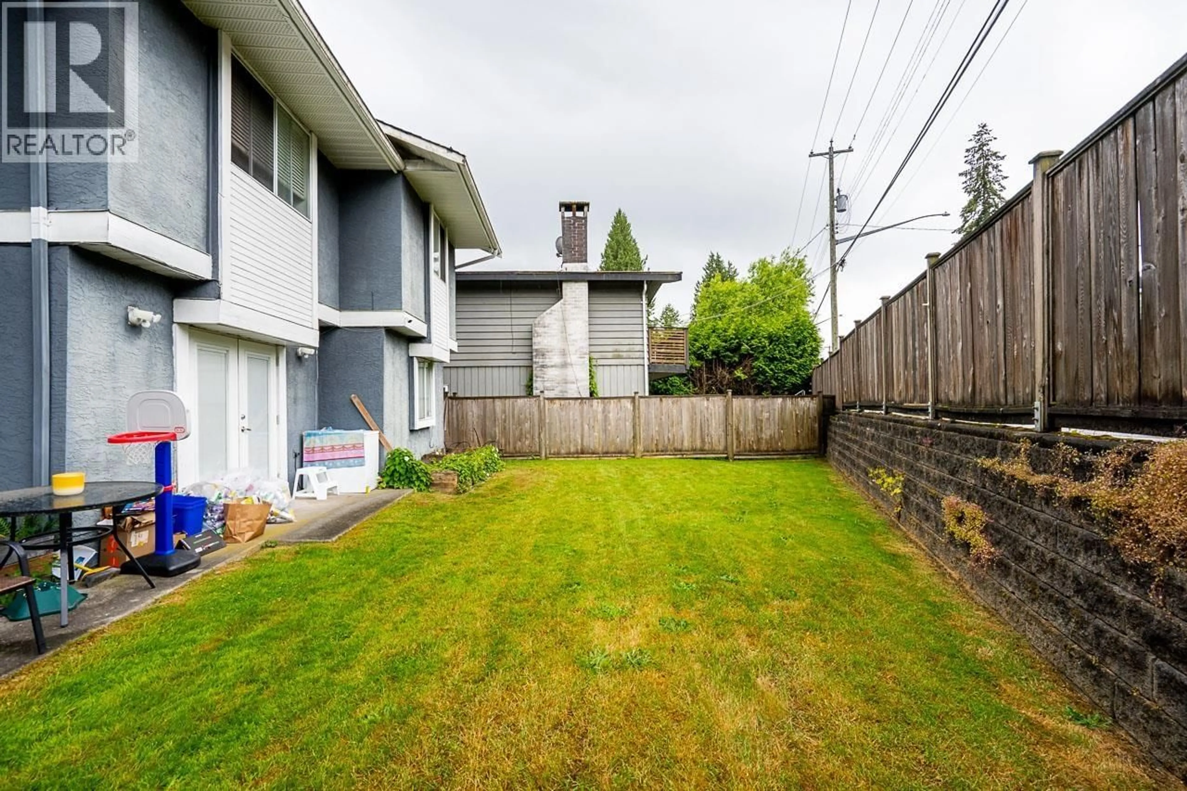 Patio, street for 1990 CAPILANO ROAD, North Vancouver British Columbia V7P3B8