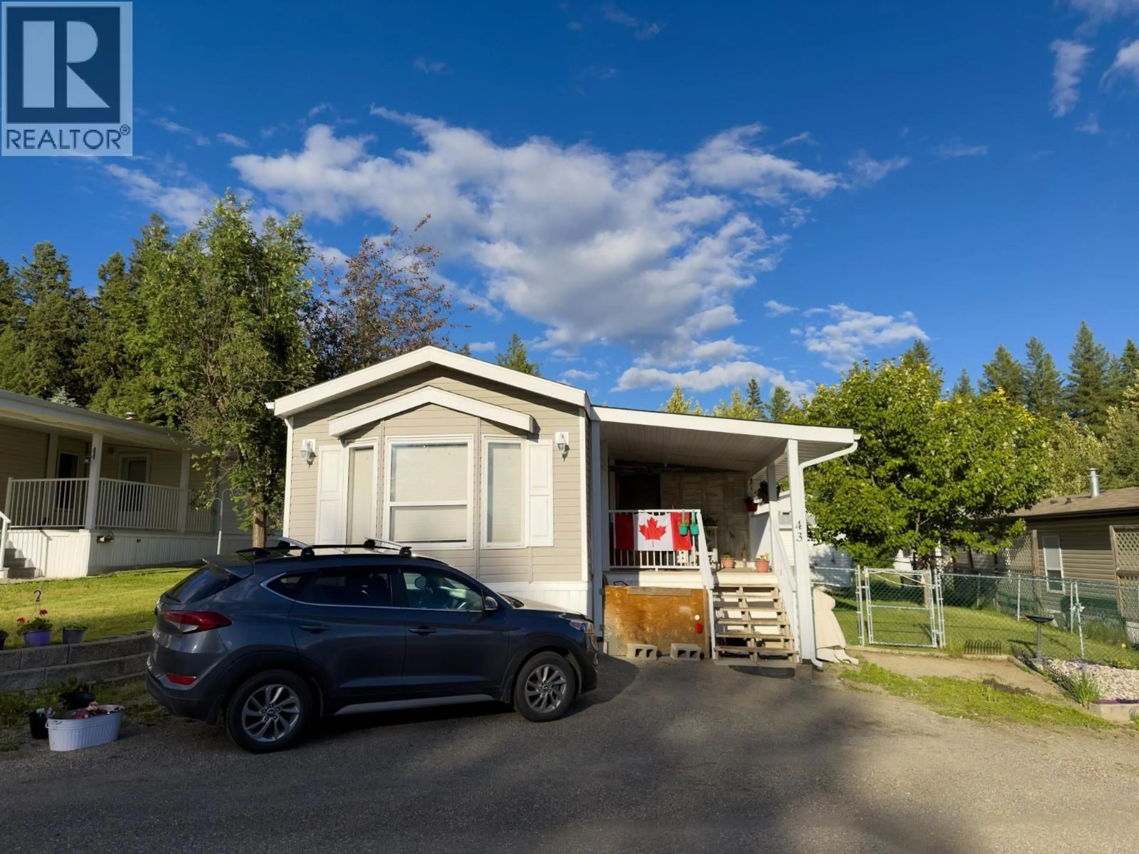 Home with vinyl exterior material, street for 43 - 370 WESTLAND ROAD, Quesnel British Columbia V2J6A7