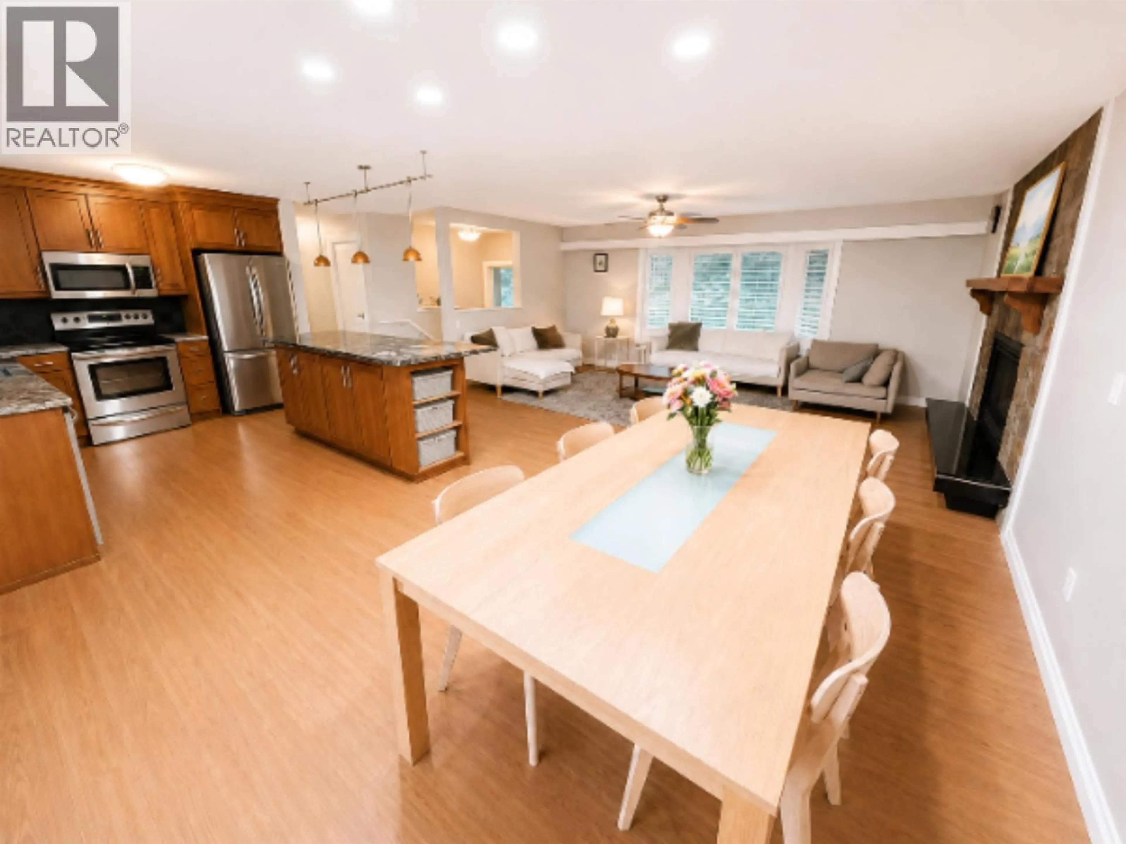 Unknown for 3370 VIEWMOUNT DRIVE, Port Moody British Columbia V3H2M1