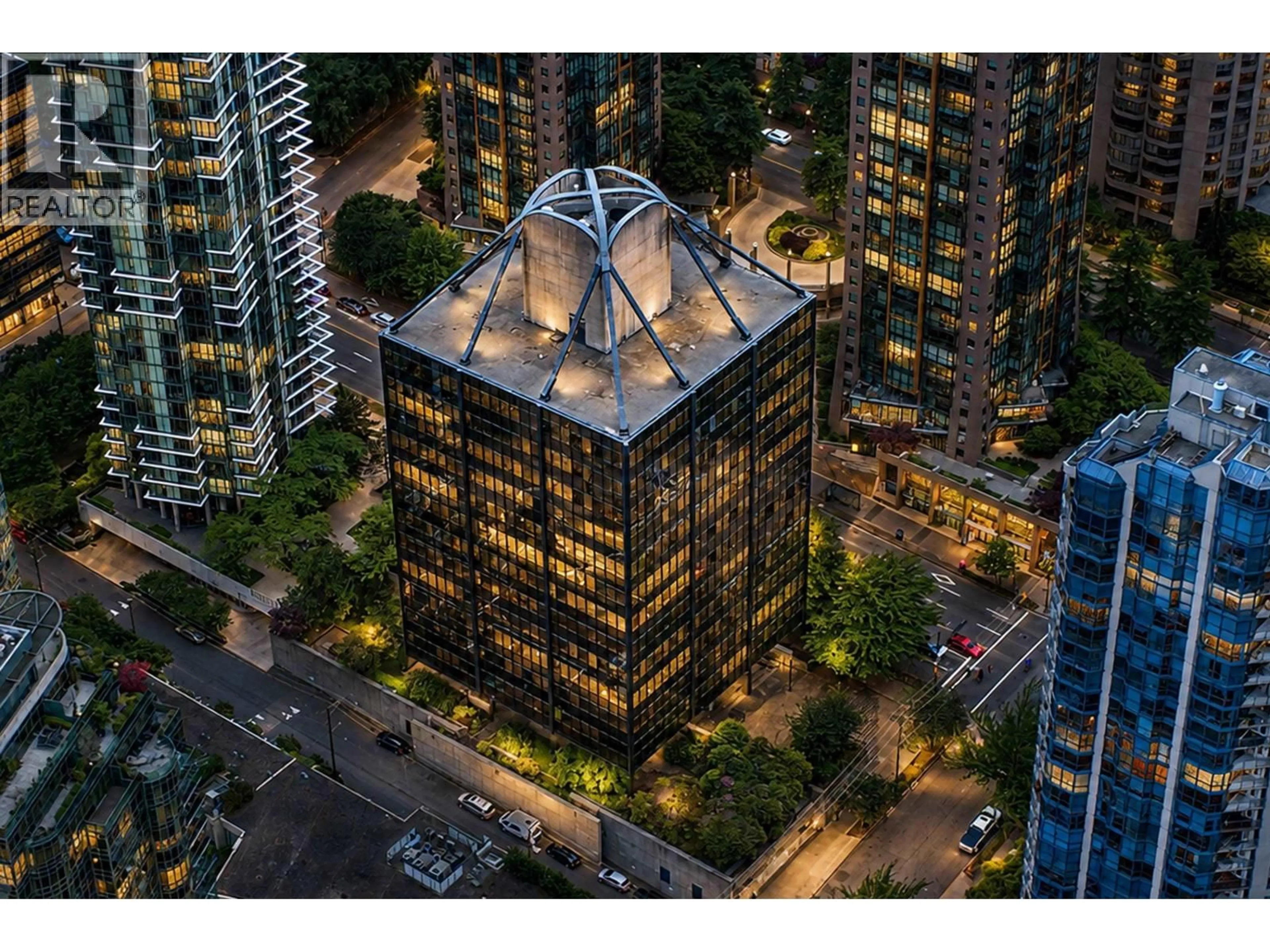 A pic from outside/outdoor area/front of a property/back of a property/a pic from drone, city buildings view from balcony for 915 - 1333 GEORGIA STREET, Vancouver British Columbia V6E4V3