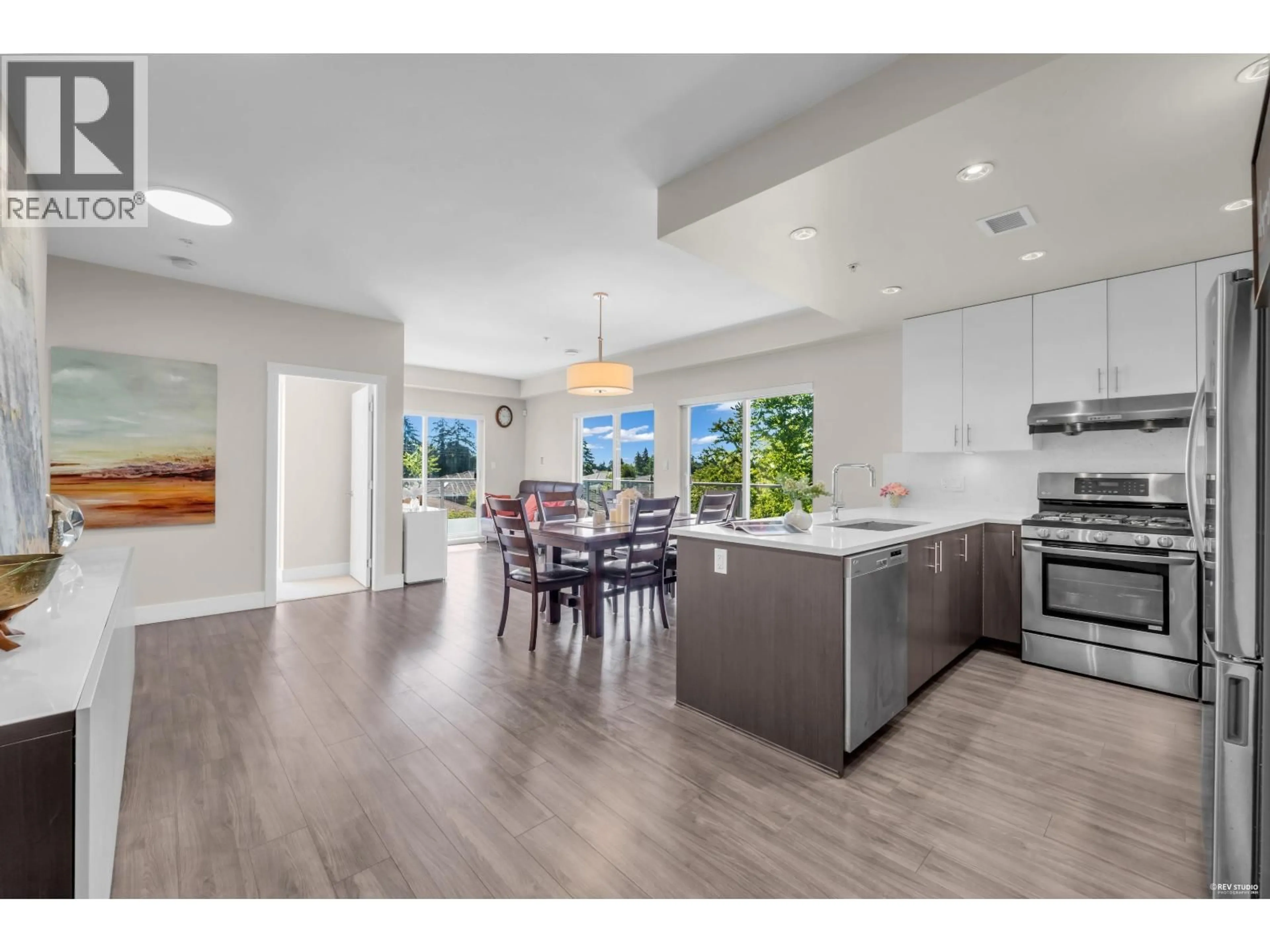 Open concept kitchen, unknown for 312 - 6011 NO. 1 ROAD, Richmond British Columbia V7C1T4