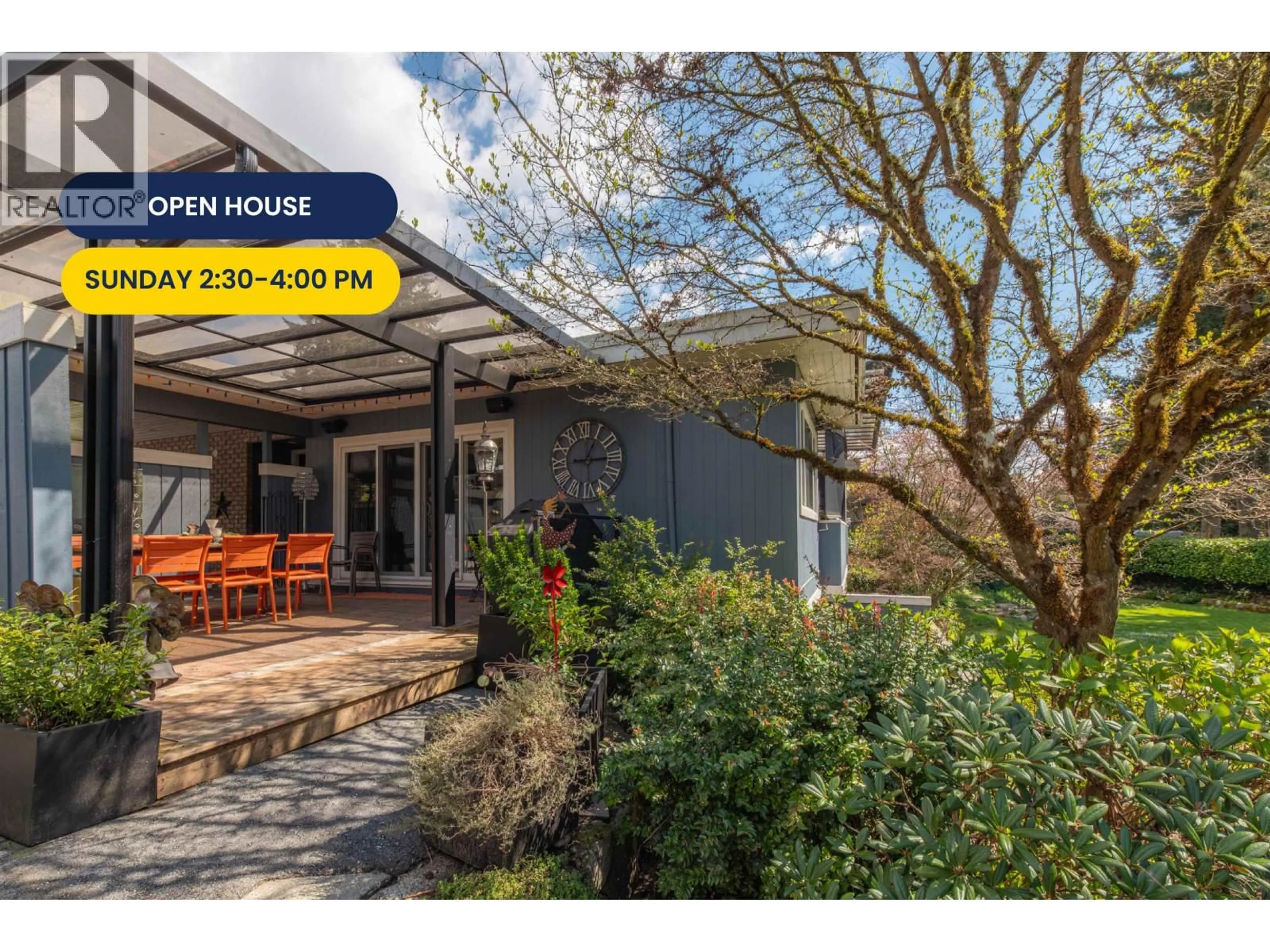 A pic from outside/outdoor area/front of a property/back of a property/a pic from drone, street for 3669 EDGEMONT BOULEVARD, North Vancouver British Columbia V7R2P6