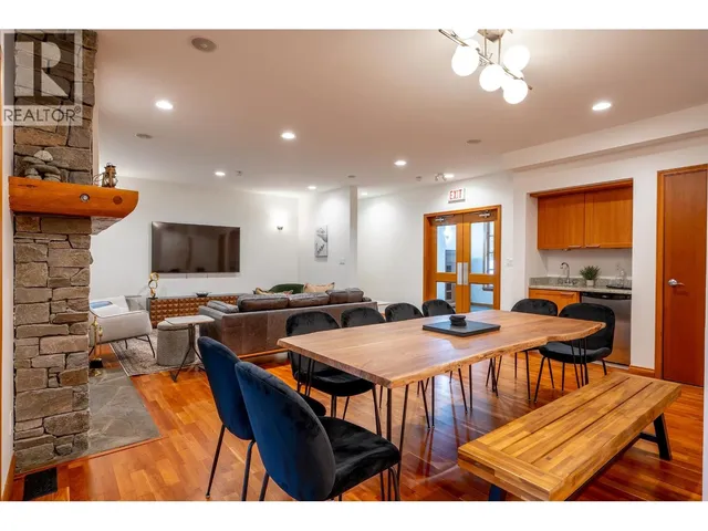 3012 ALPINE CRESCENT, Whistler 5