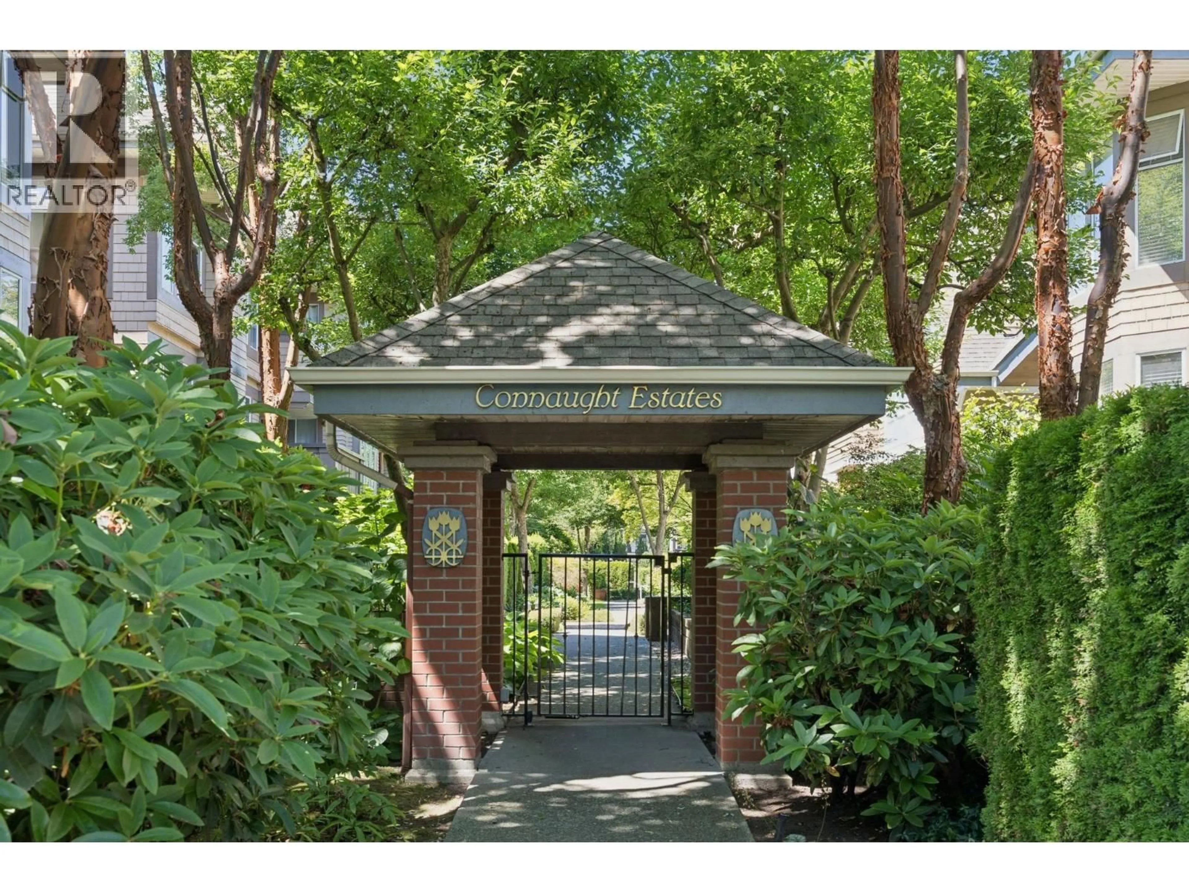 Indoor entryway for N302 - 628 13TH AVENUE, Vancouver British Columbia V5Z1N9