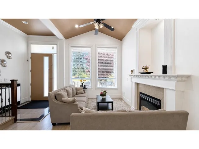 12579 66 AVENUE, Surrey 5