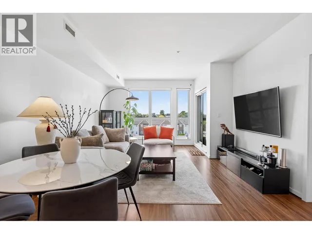 562 - 4099 STOLBERG STREET, Richmond 2