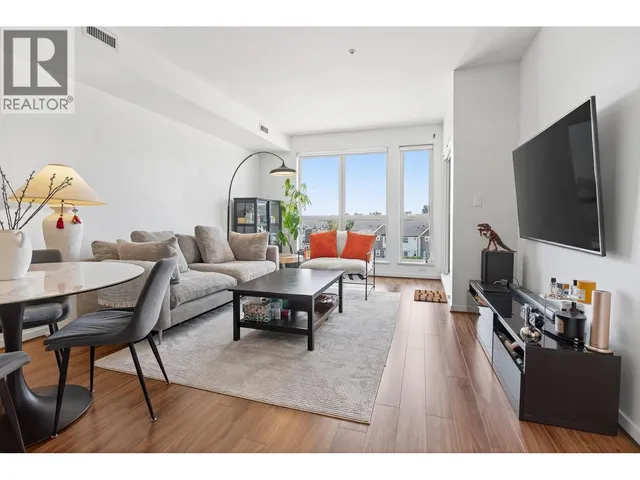 562 - 4099 STOLBERG STREET, Richmond 4