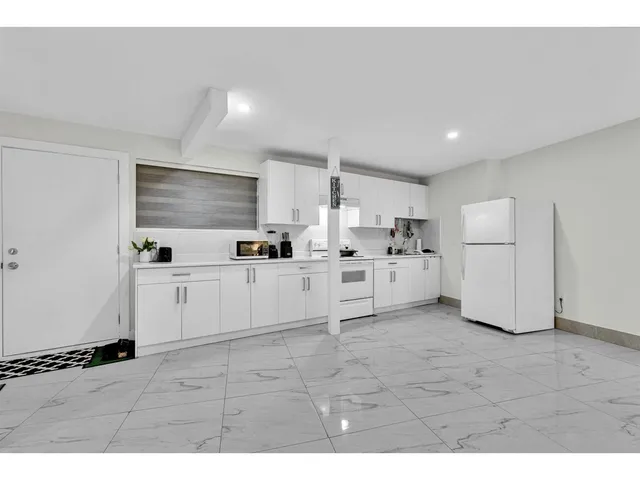 12943 112 AVENUE, Surrey 5