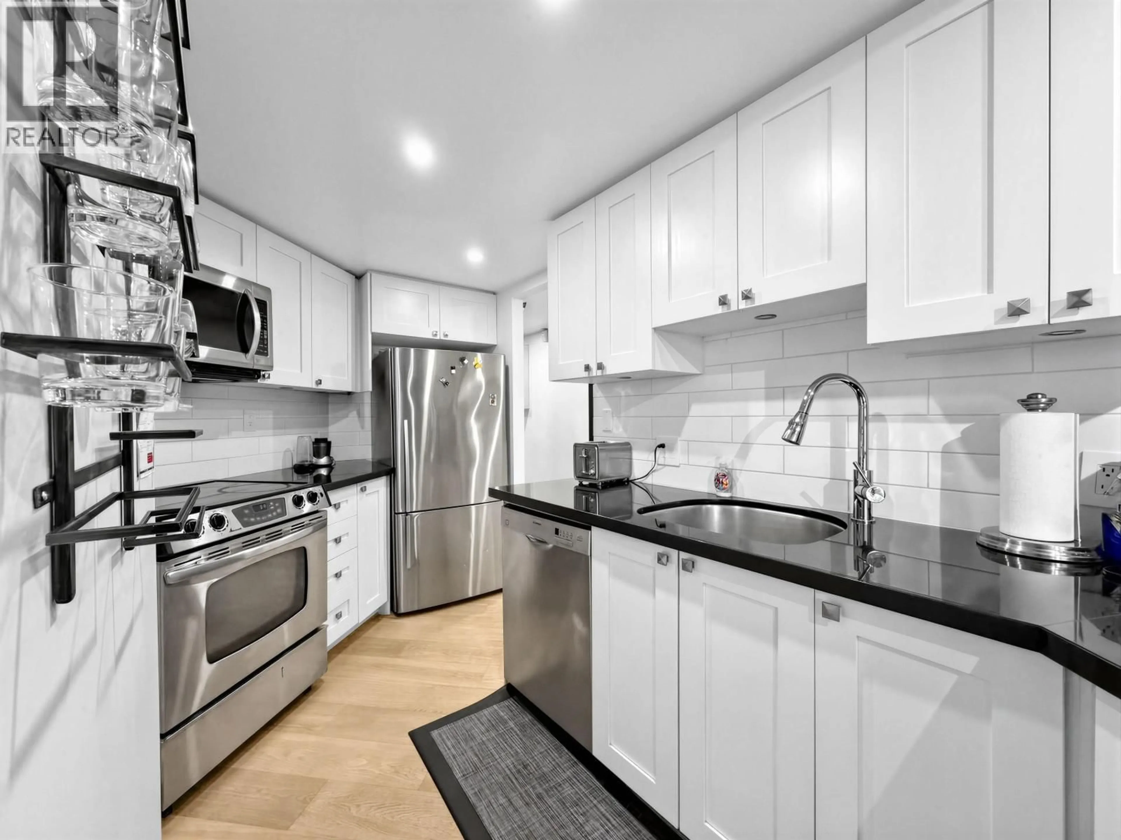 Unknown for 708 - 1050 BURRARD STREET, Vancouver British Columbia V6Z2S3