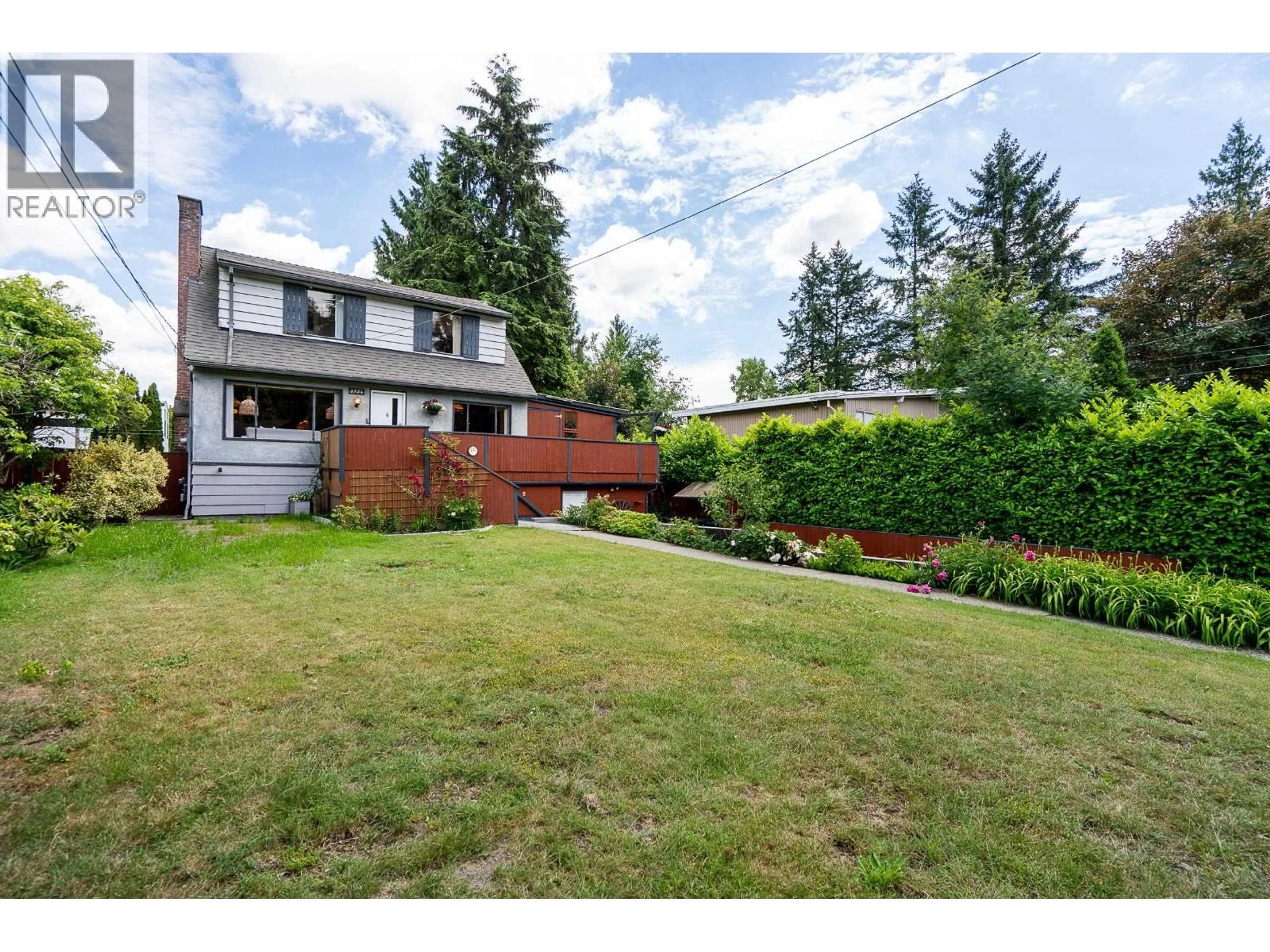 A pic from outside/outdoor area/front of a property/back of a property/a pic from drone, street for 3554 HASTINGS STREET, Port Coquitlam British Columbia V3B4N4