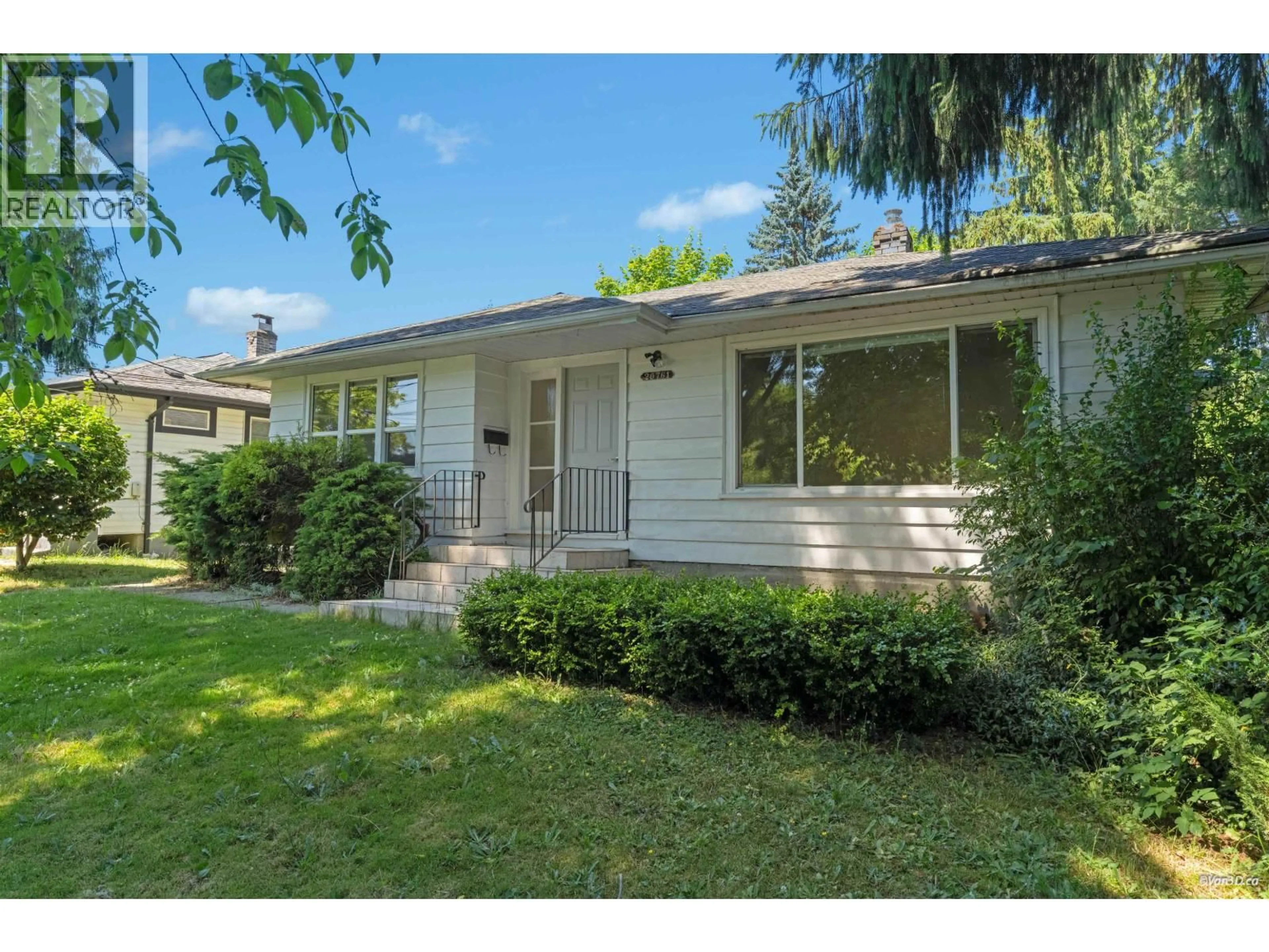 Home with vinyl exterior material, street for 20761 113 AVENUE, Maple Ridge British Columbia V2X1E8