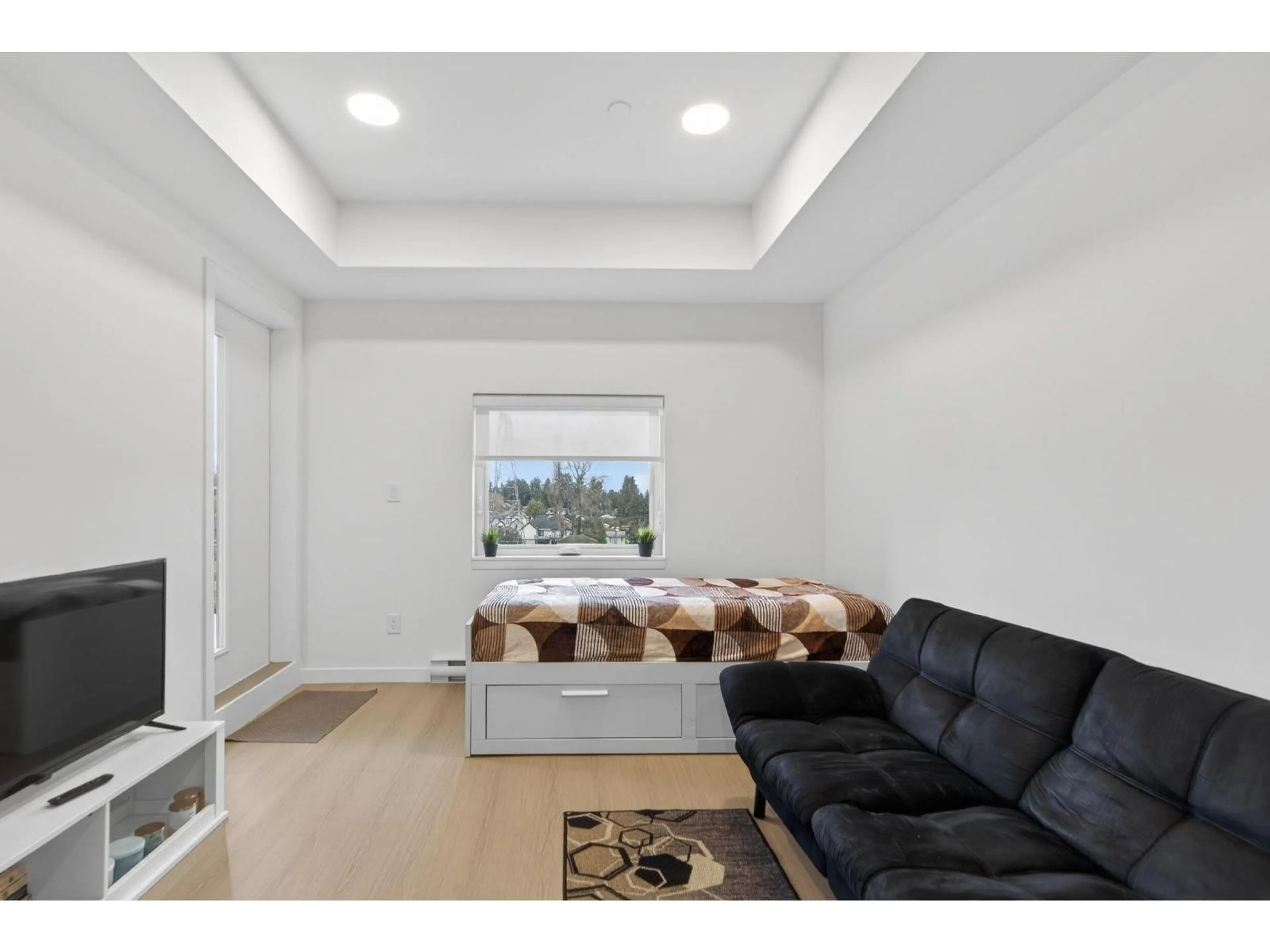 A pic of a room for E512 - 10829 140 STREET, Surrey British Columbia V6V0A8