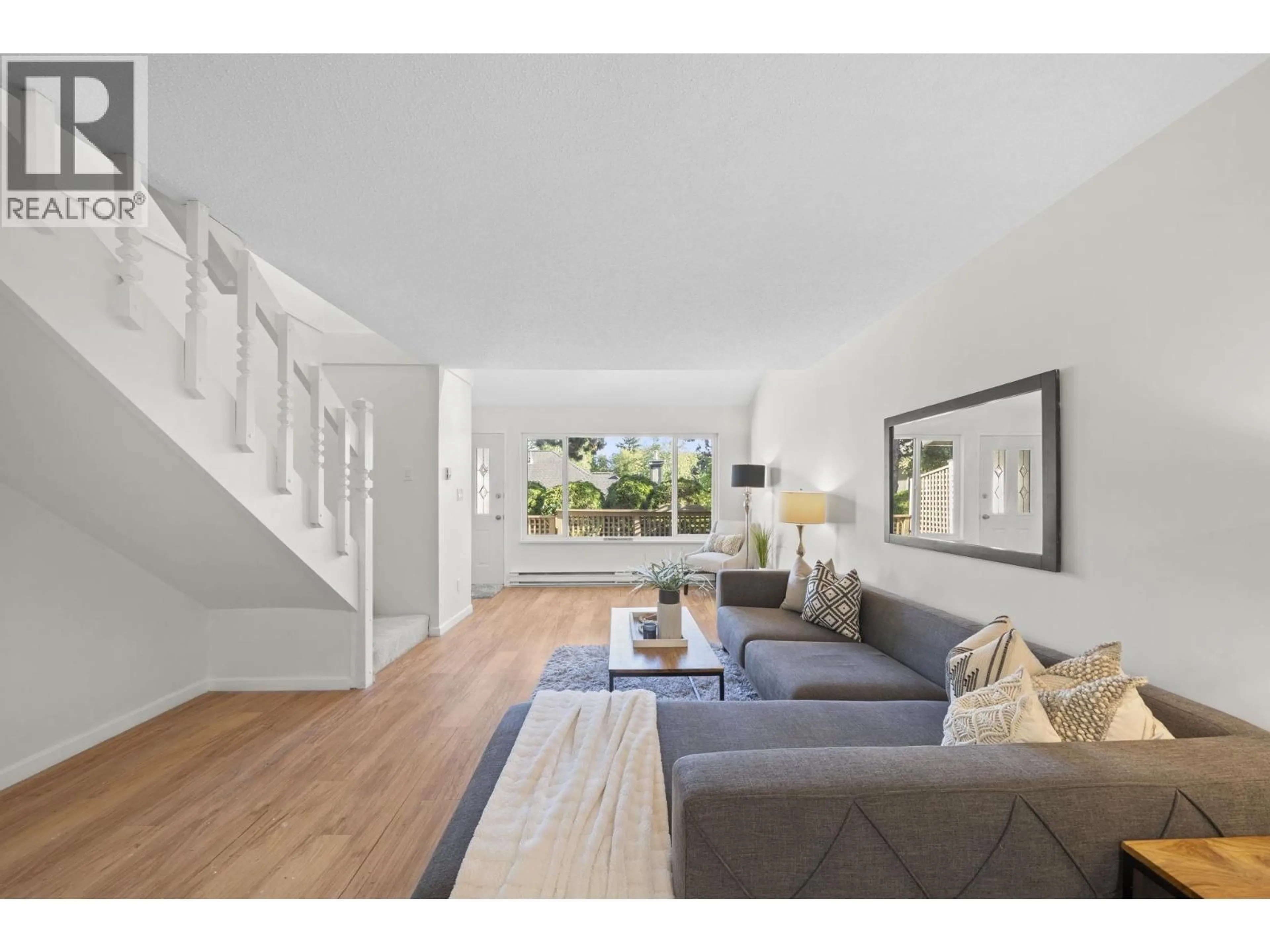 Living room with furniture, unknown for 4896 47A AVENUE, Delta British Columbia V4K1T4