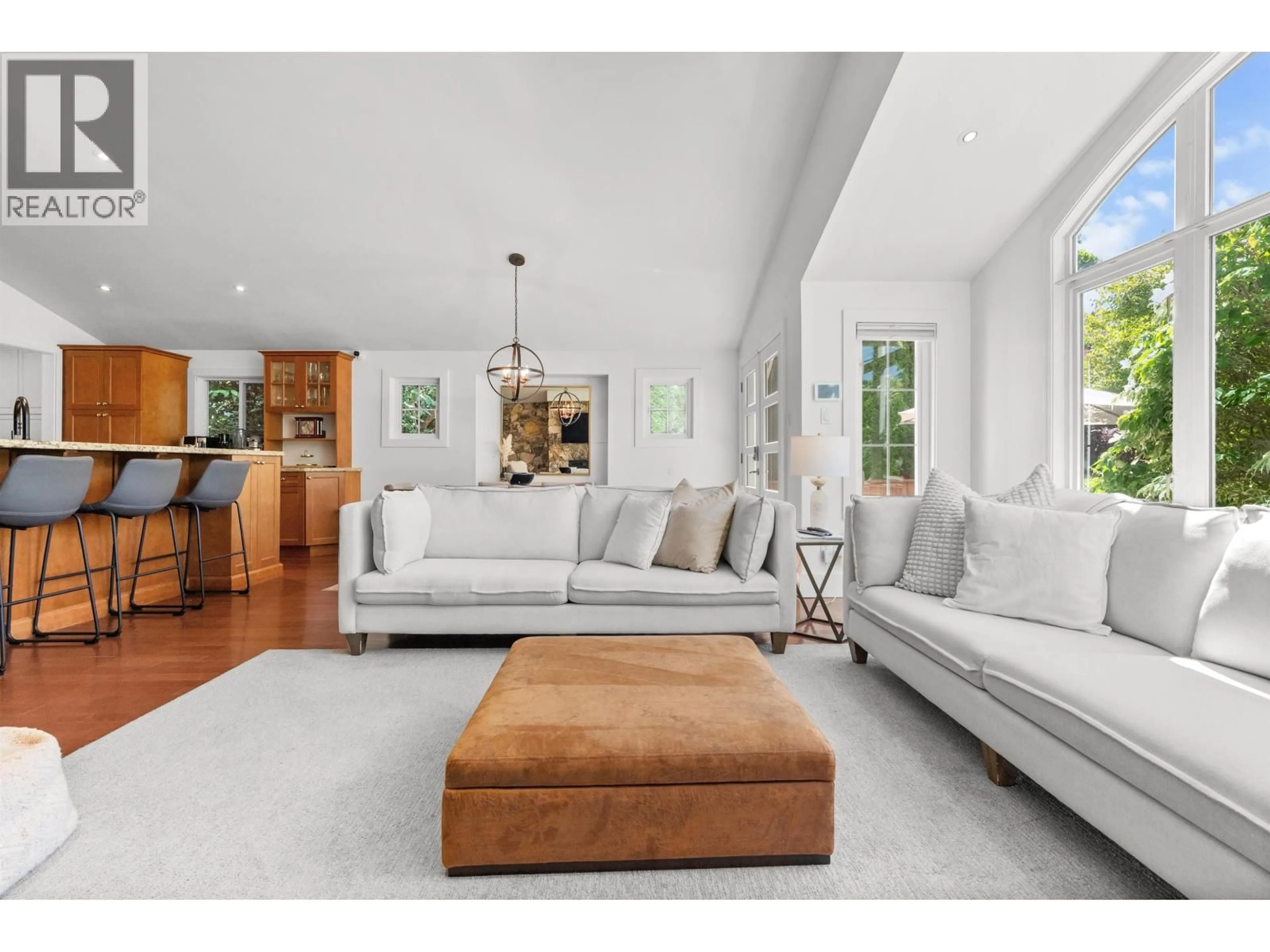 Living room with furniture, unknown for 1620 ENDERBY AVENUE, Delta British Columbia V4L1T1
